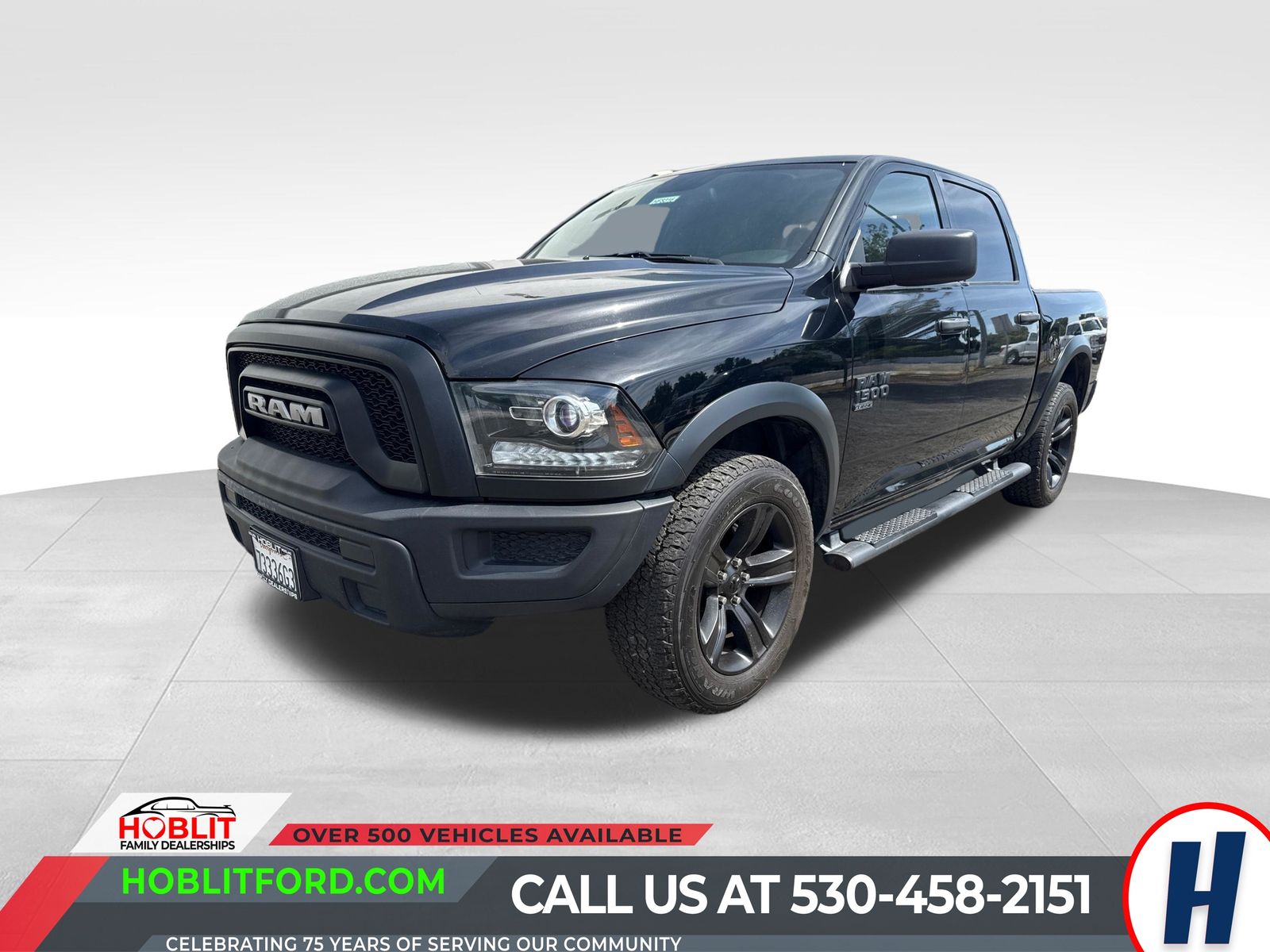 Black Clearcoat 2022 RAM 1500 Classic Warlock Crew Cab 4WD Pickup Truck Four-Wheel Drive 8-Speed Automatic