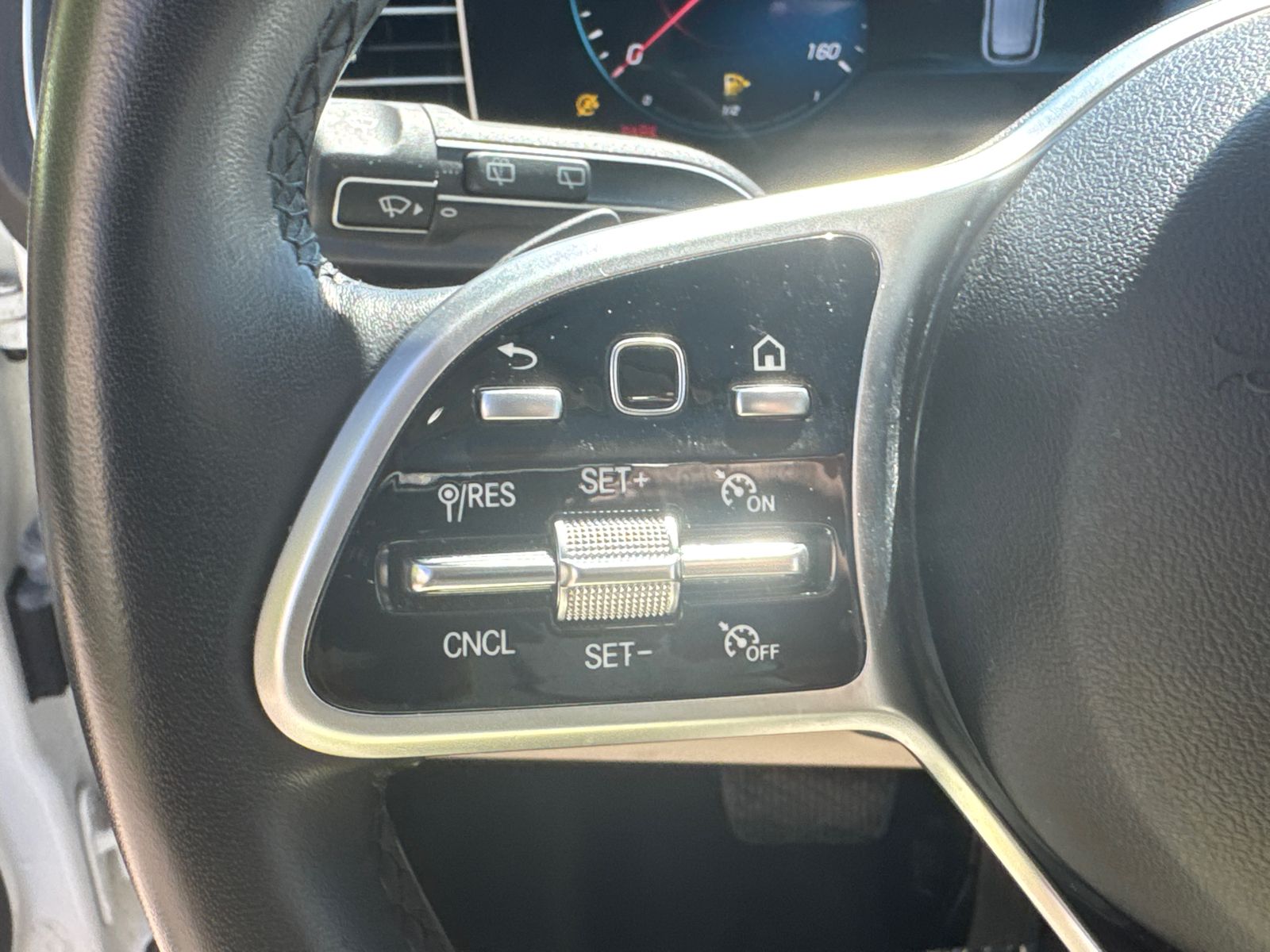 Used 2023  Mercedes-Benz GLE 350 image 26