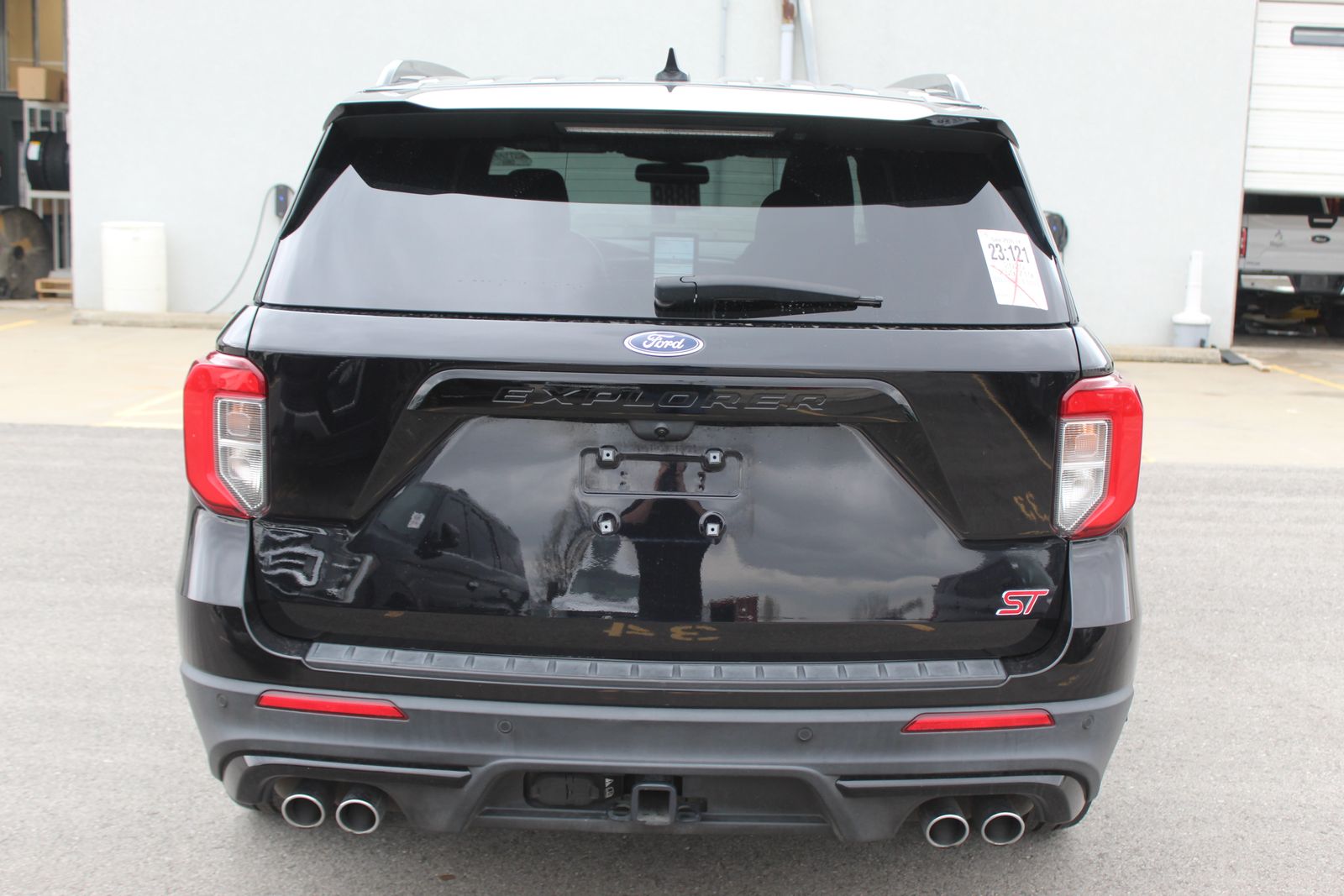 View vehicle photo 5