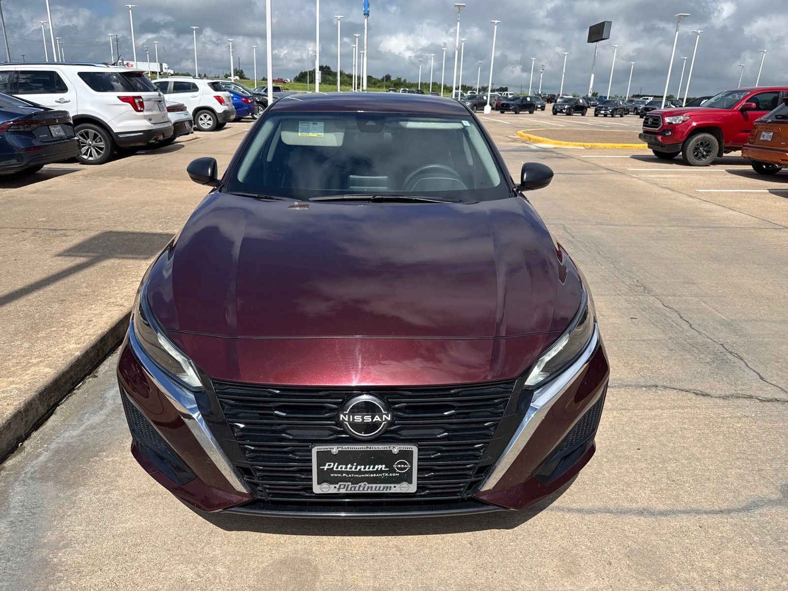 Garnet Pearl Metallic 2024 Nissan Altima Sedan Front-Wheel Drive Continuously Variable Transmission