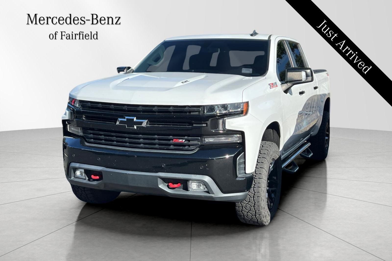 Summit White 2020 Chevrolet Silverado 1500 LT Trail Boss Crew Cab 4WD Pickup Truck Four-Wheel Drive Automatic