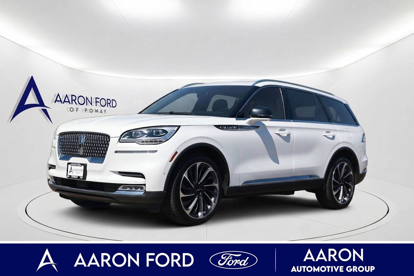 White Metallic 2024 Lincoln Aviator SUV / Crossover All-Wheel Drive Automatic