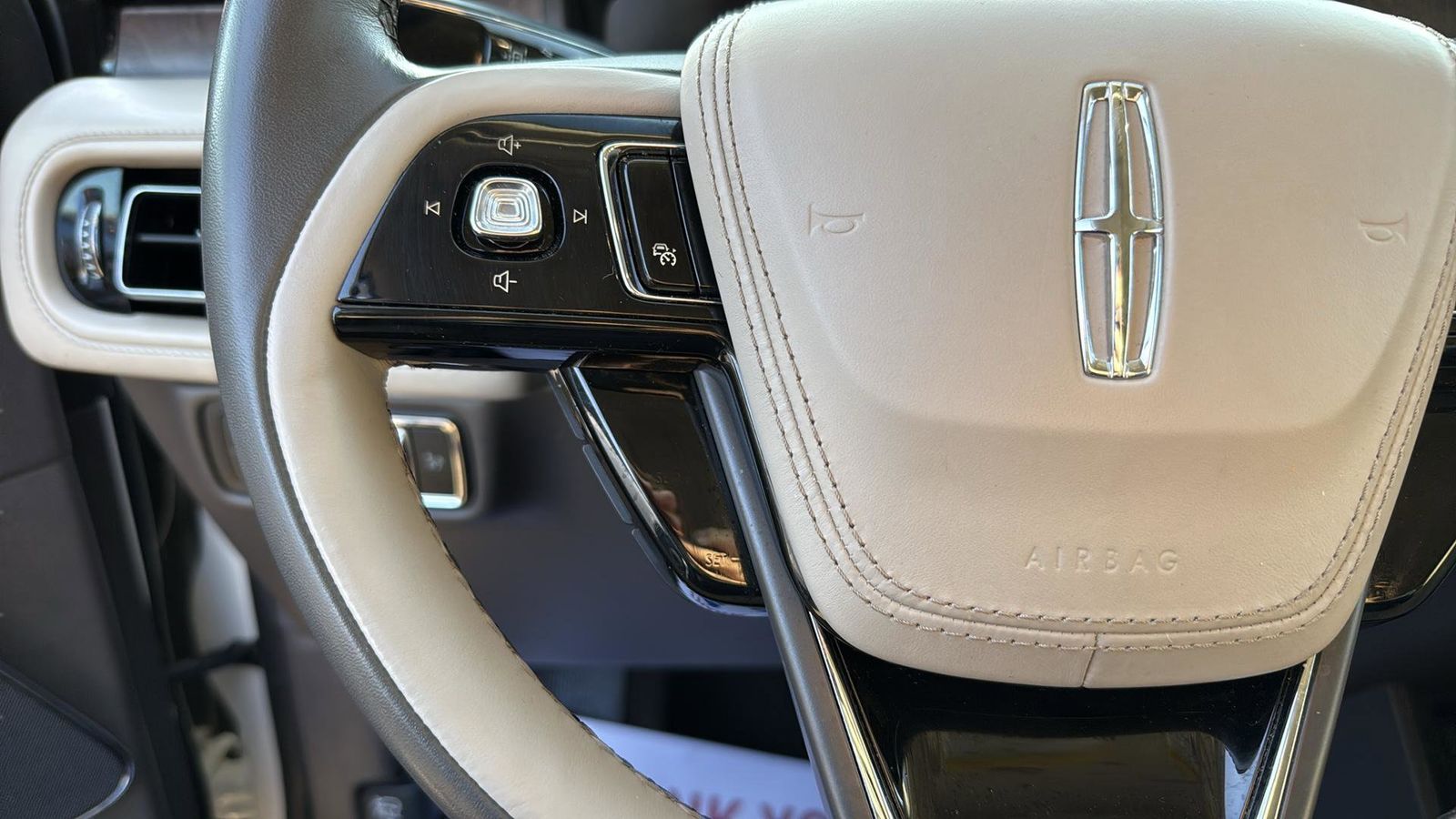 Used Car 2023 Lincoln Aviator  Reserve For Sale Under $50,000 In Austin, Texas