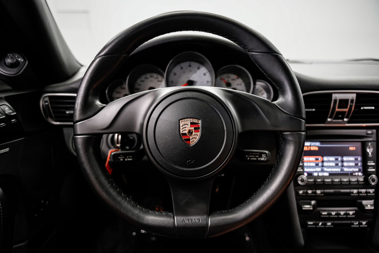 2011 Porsche 911 Carrera S — photo 10