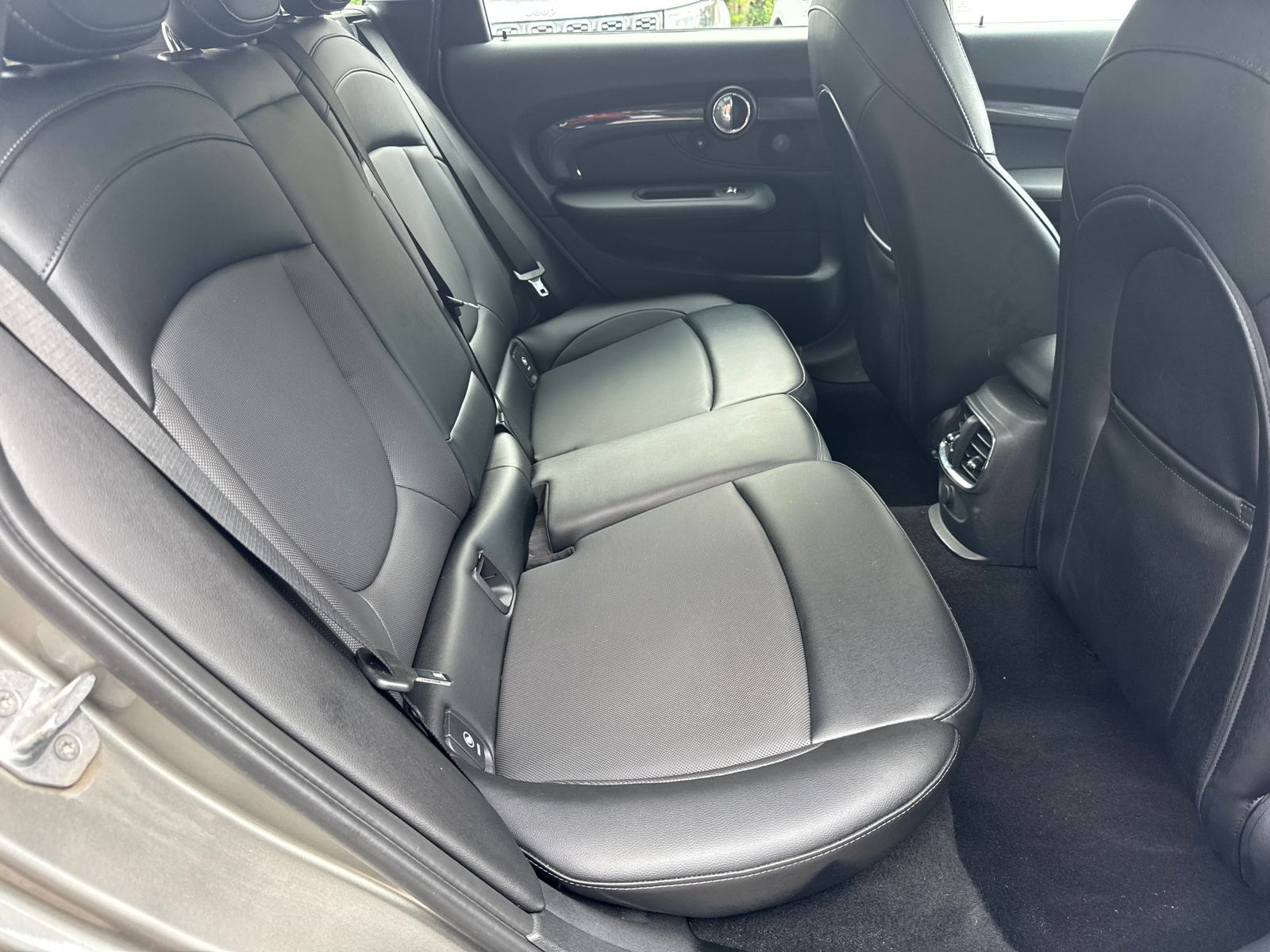 Used 2017 Silver MINI Clubman image 15