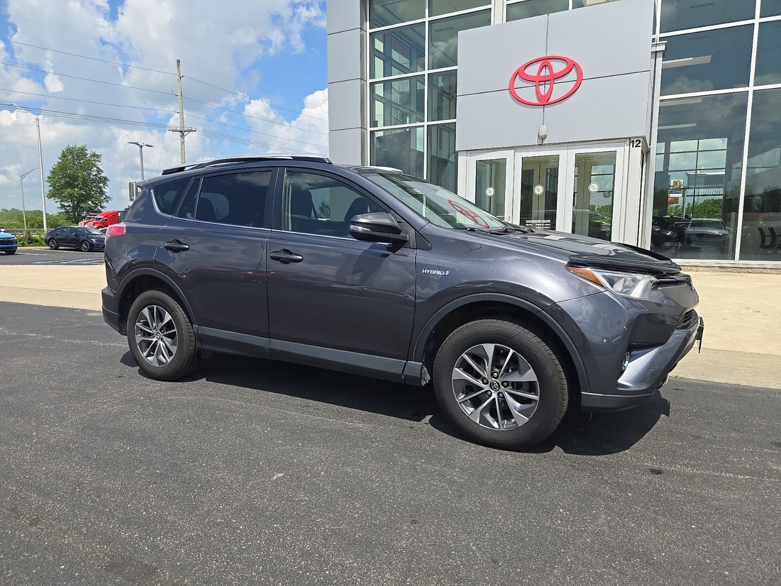 2016 Toyota RAV4 Hybrid XLE