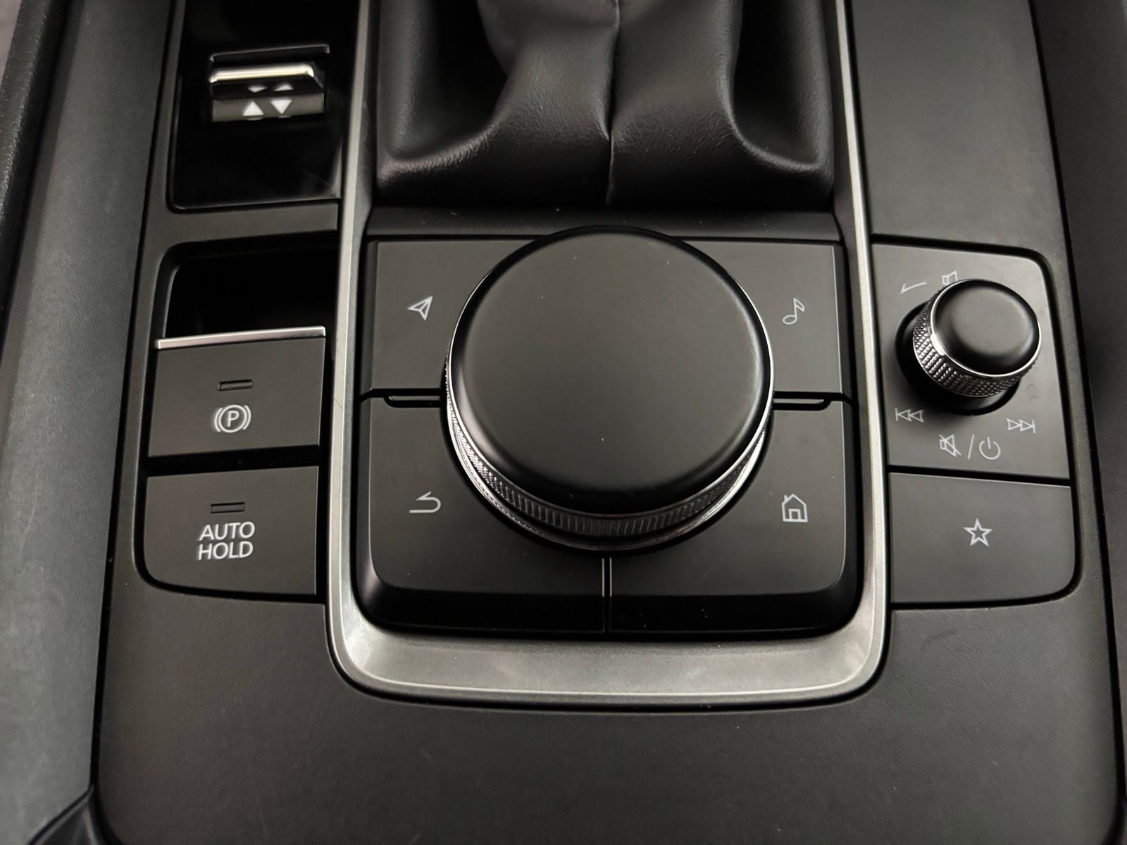 Used Car 2025 Mazda Cx-50  2.5 S Premium Package For Sale Under $30,000 In Austin, Texas