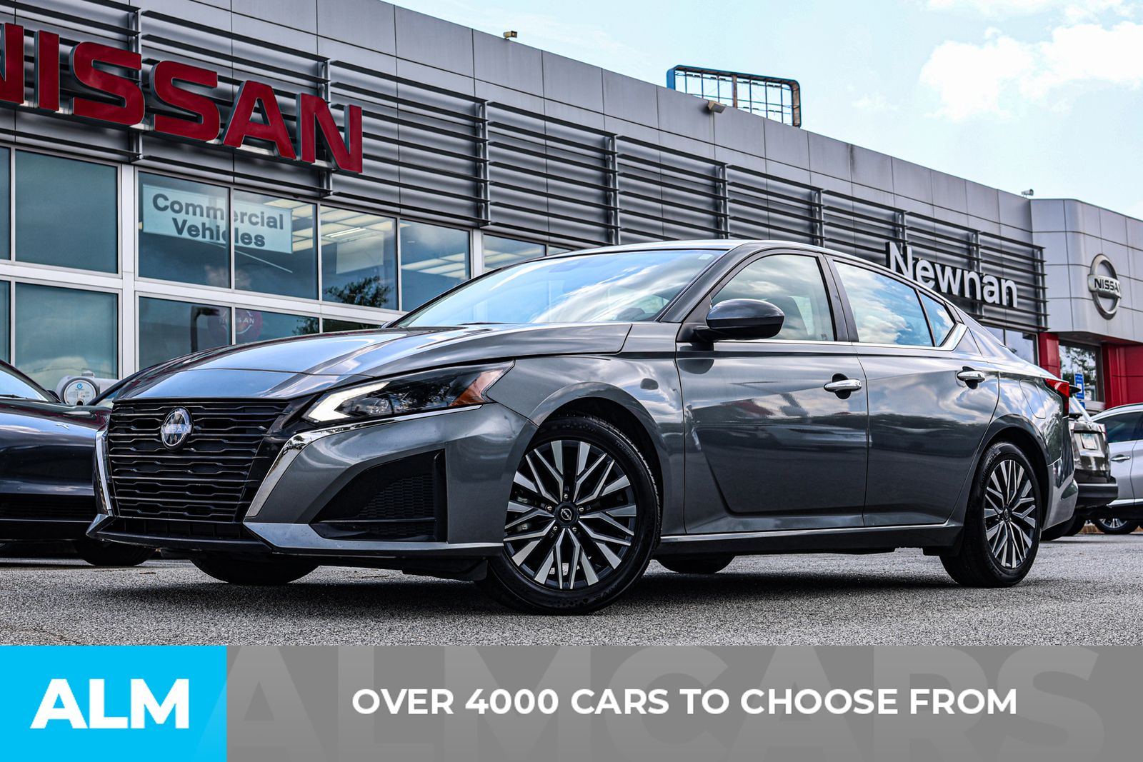 2023 Nissan Altima 2.5 SV photo 2