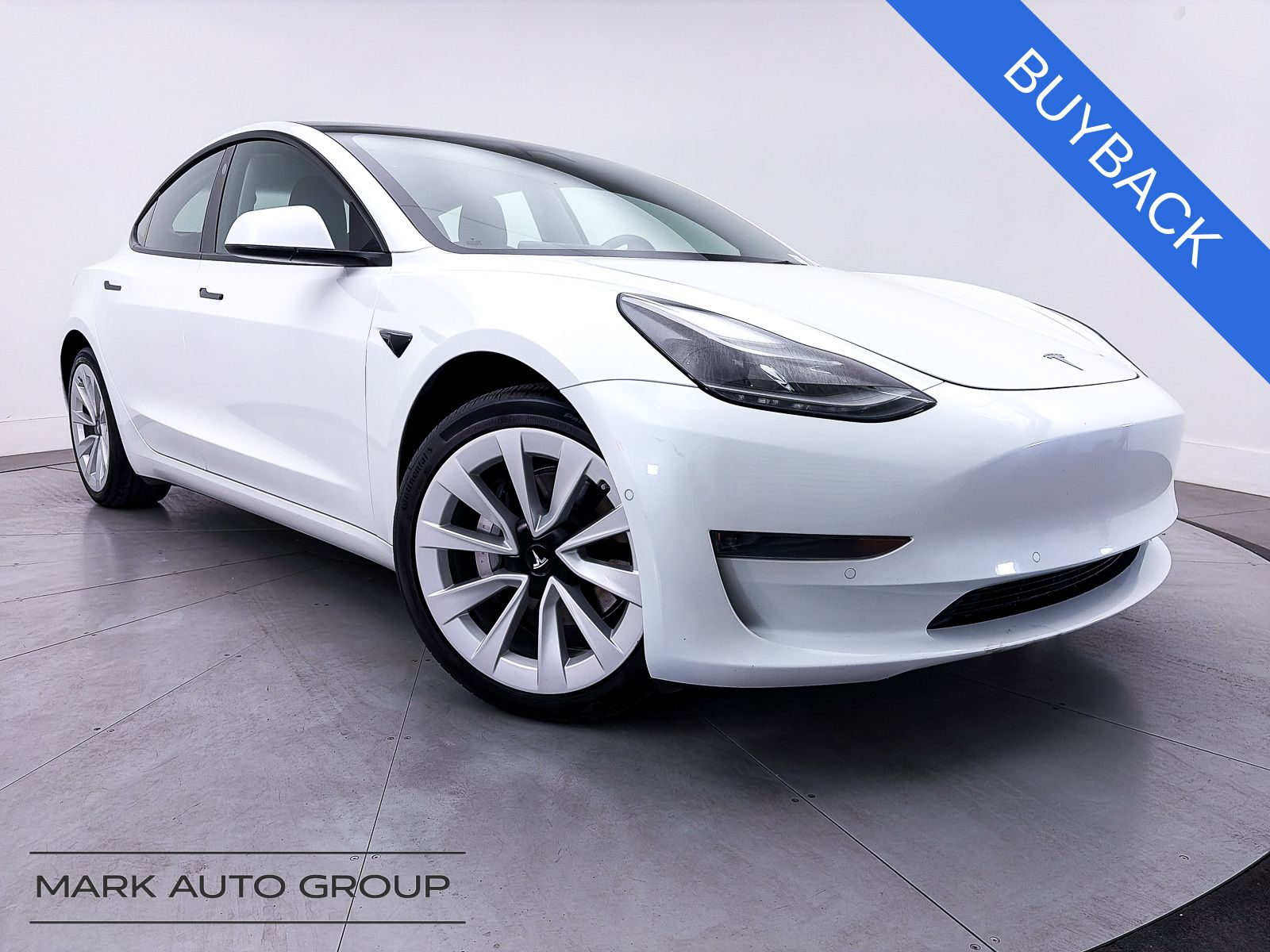 2022 Tesla Model 3 Base