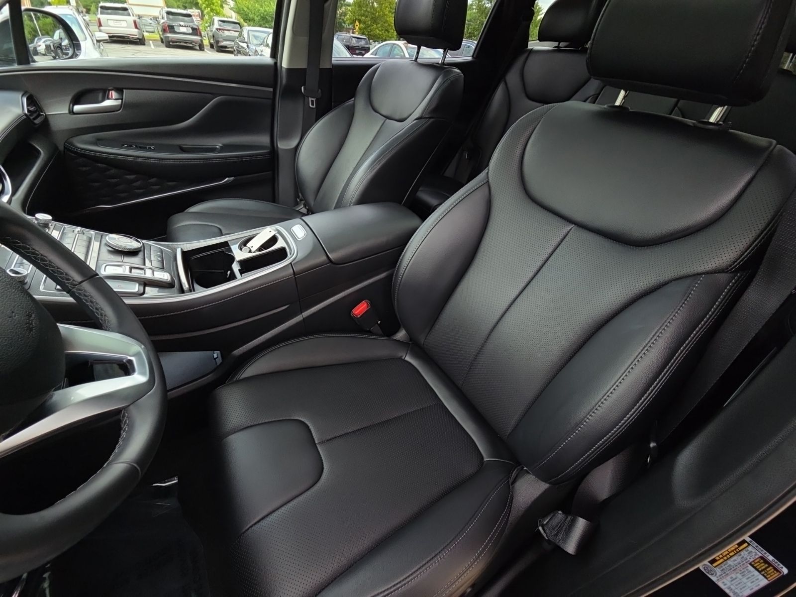 Used 2023 Black Hyundai SEL Premium image 9