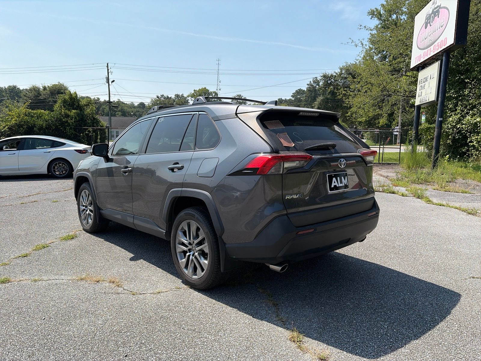 2022 Toyota RAV4 XLE Premium - Photo 4