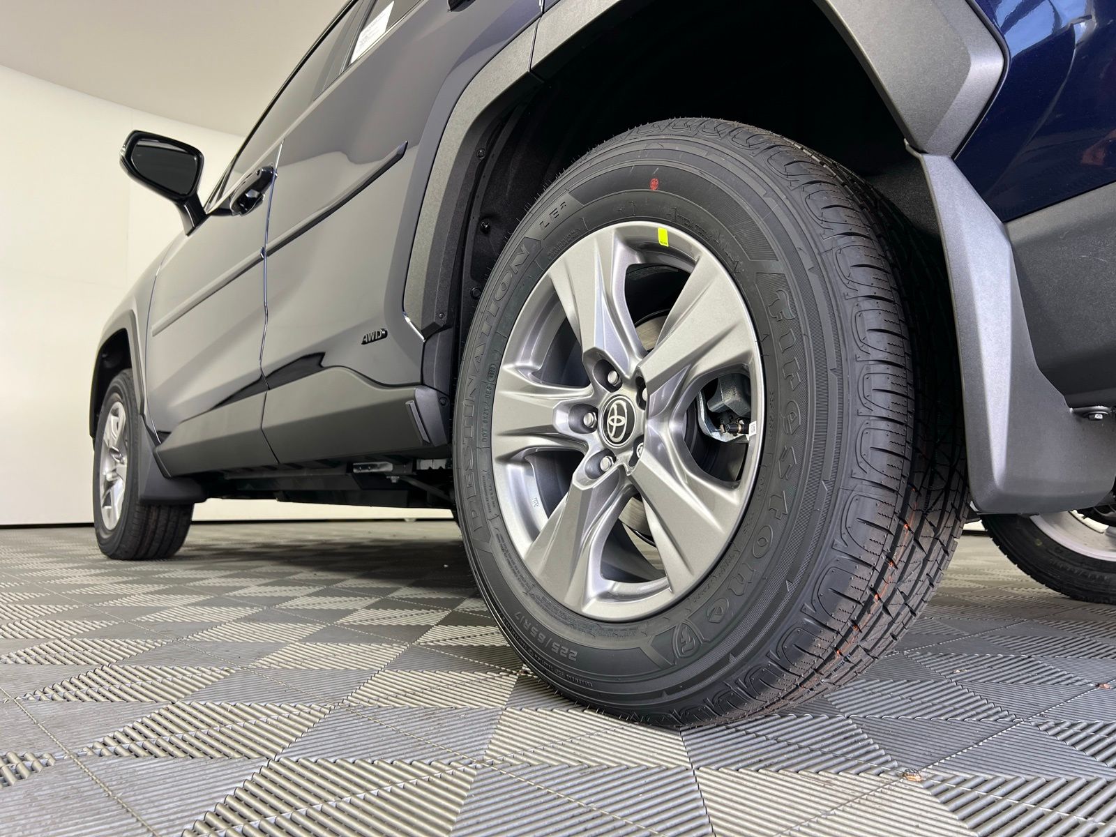 Thumbnail: 2025 Toyota RAV4 - 22