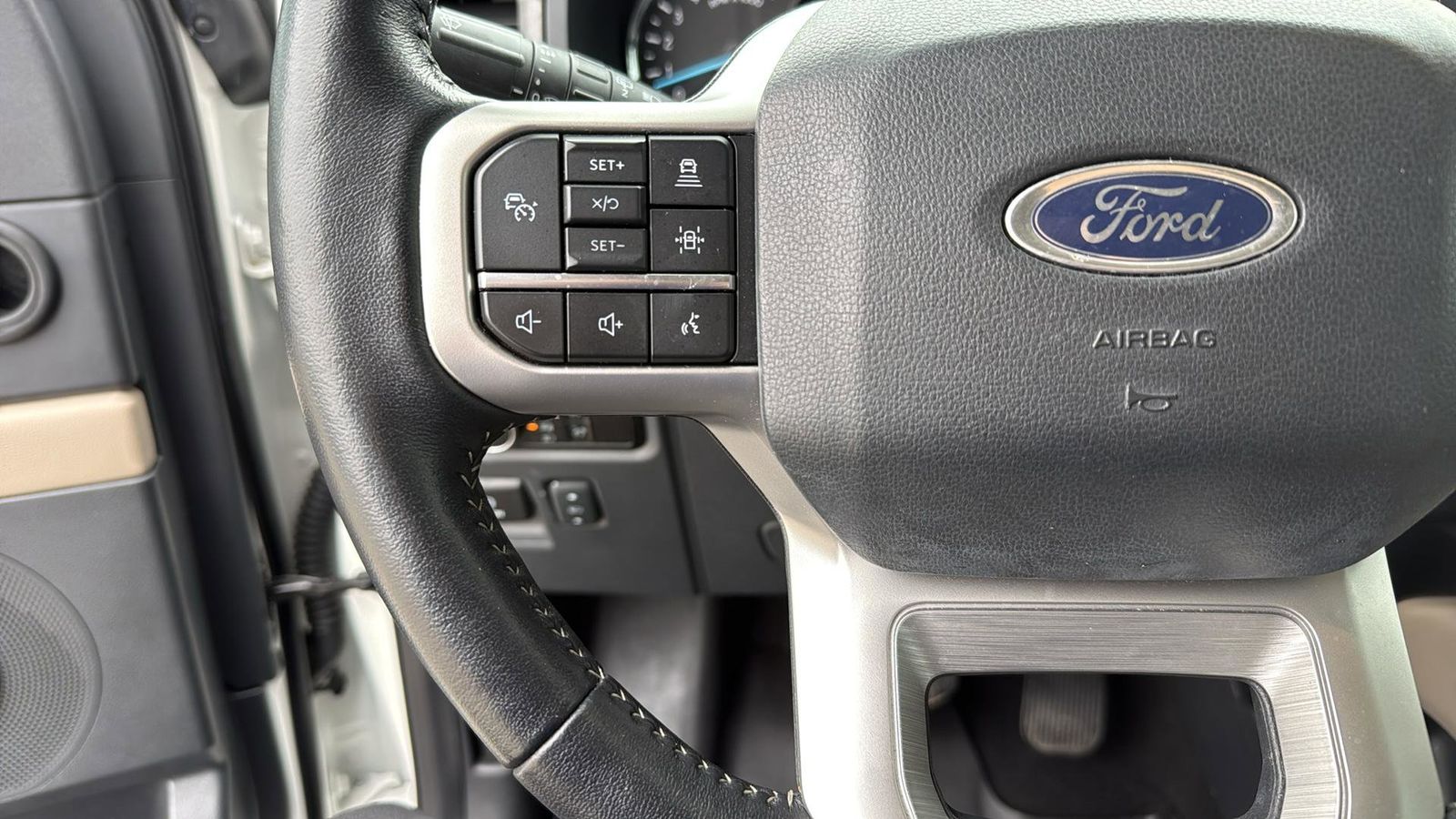 Used Car 2024 Ford Expedition  Xlt For Sale Under $50,000 In Austin, Texas