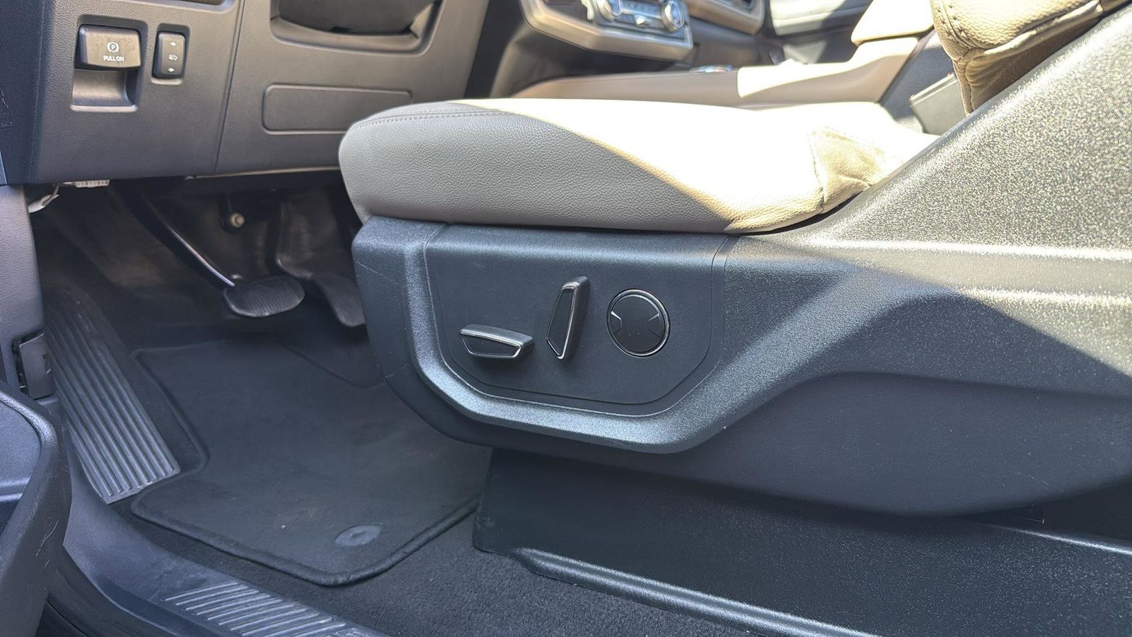 Used Car 2024 Ford Expedition Max  Limited For Sale Under $60,000 In Austin, Texas