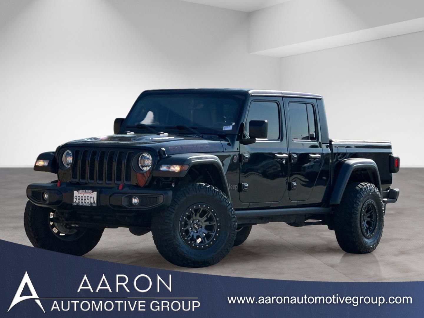 Black Clearcoat 2021 Jeep Gladiator Pickup Truck Four-Wheel Drive 8-Speed Automatic