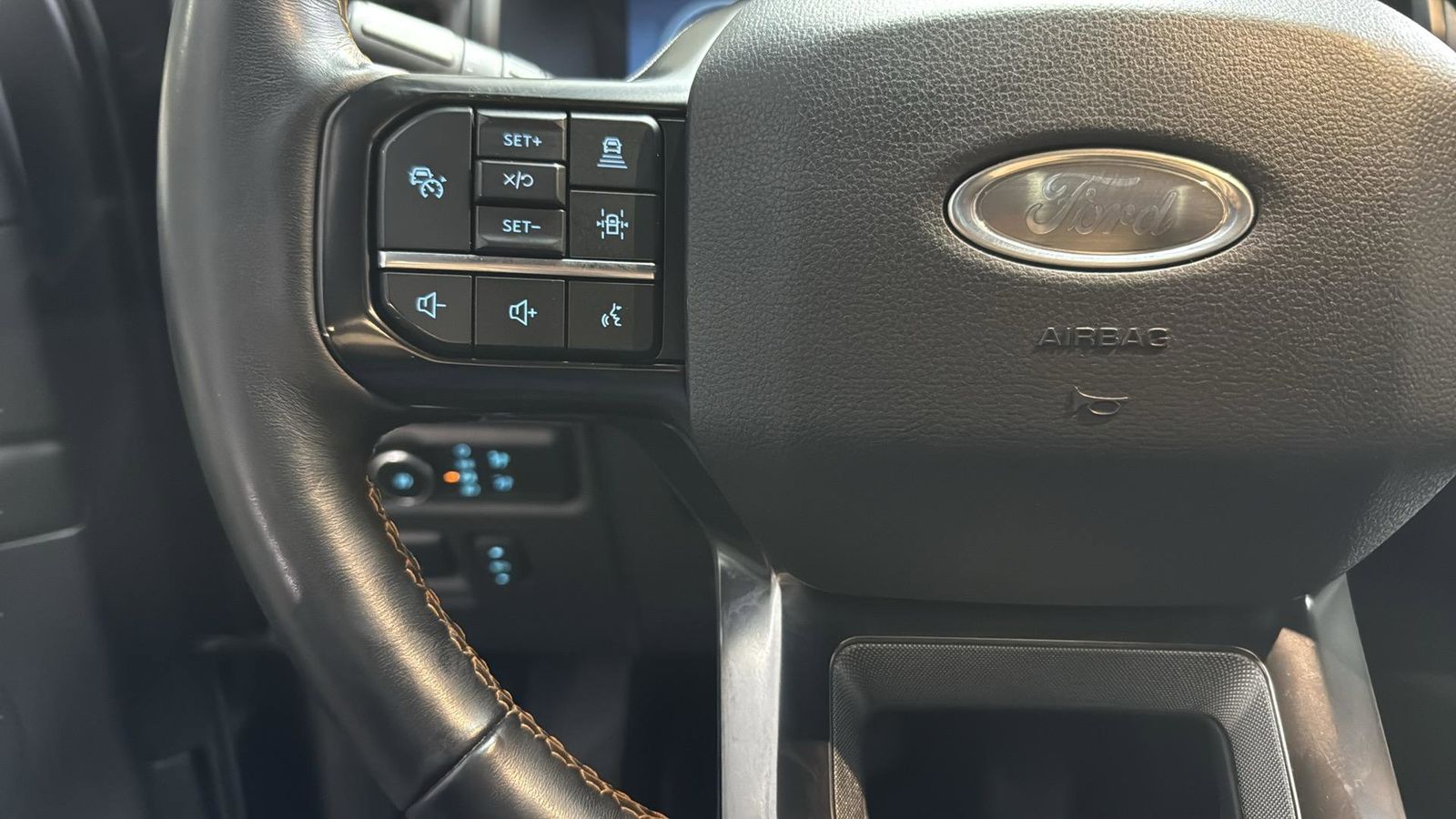 Used Car 2023 Ford Expedition  Platinum For Sale Under $60,000 In Austin, Texas