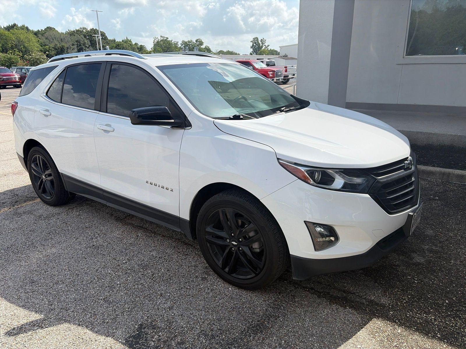Summit White 2021 Chevrolet Equinox SUV / Crossover Front-Wheel Drive 6-Speed Automatic Overdrive