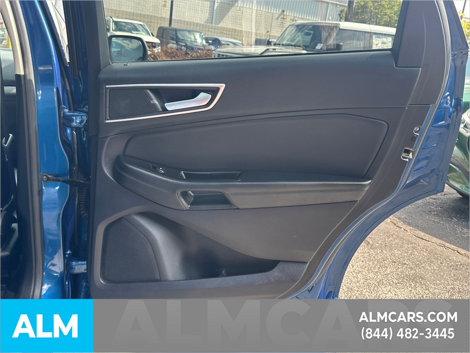 Used 2020 Blue Ford SEL image 18