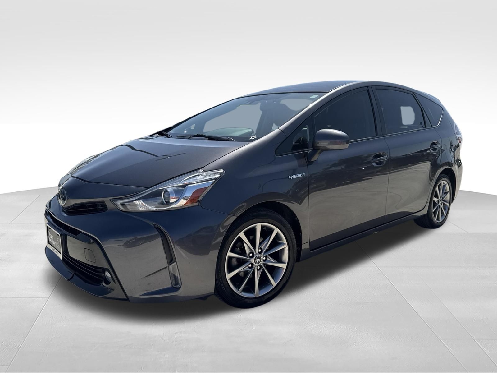 2017 Toyota Prius v Five