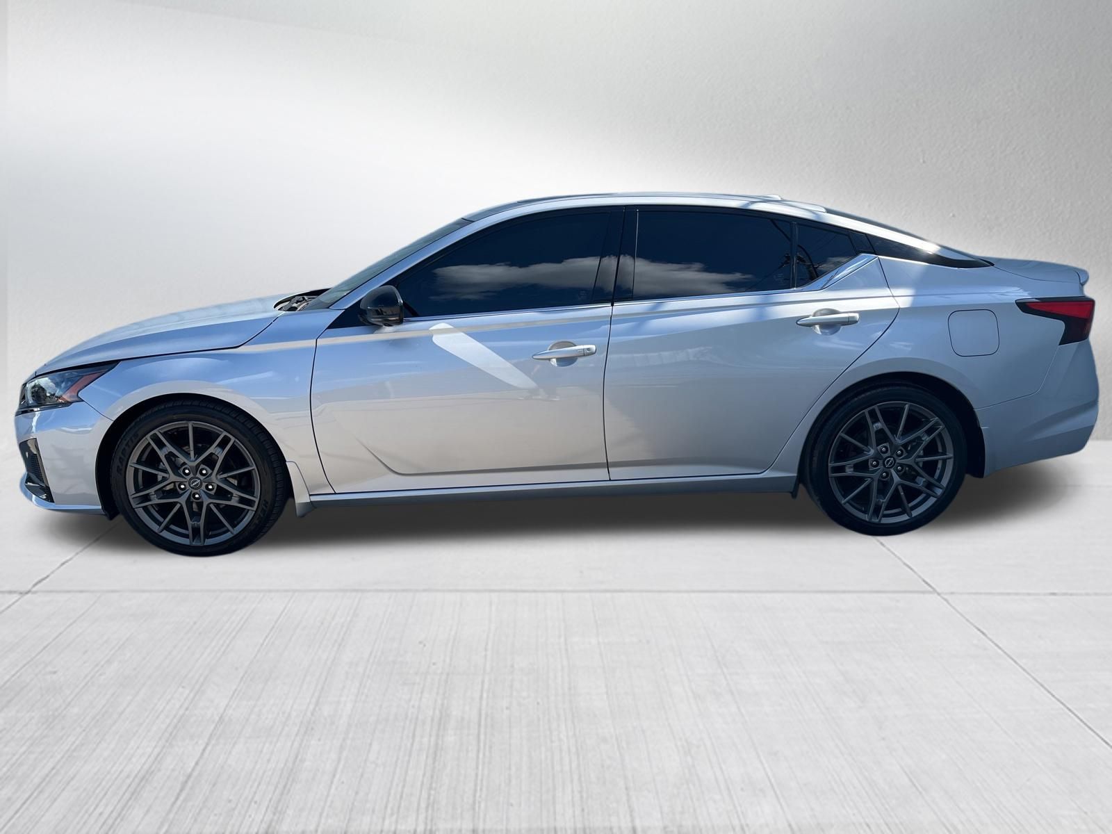Used Car 2023 Nissan Altima  2.0 Sr For Sale Under $25,000 In Austin, Texas