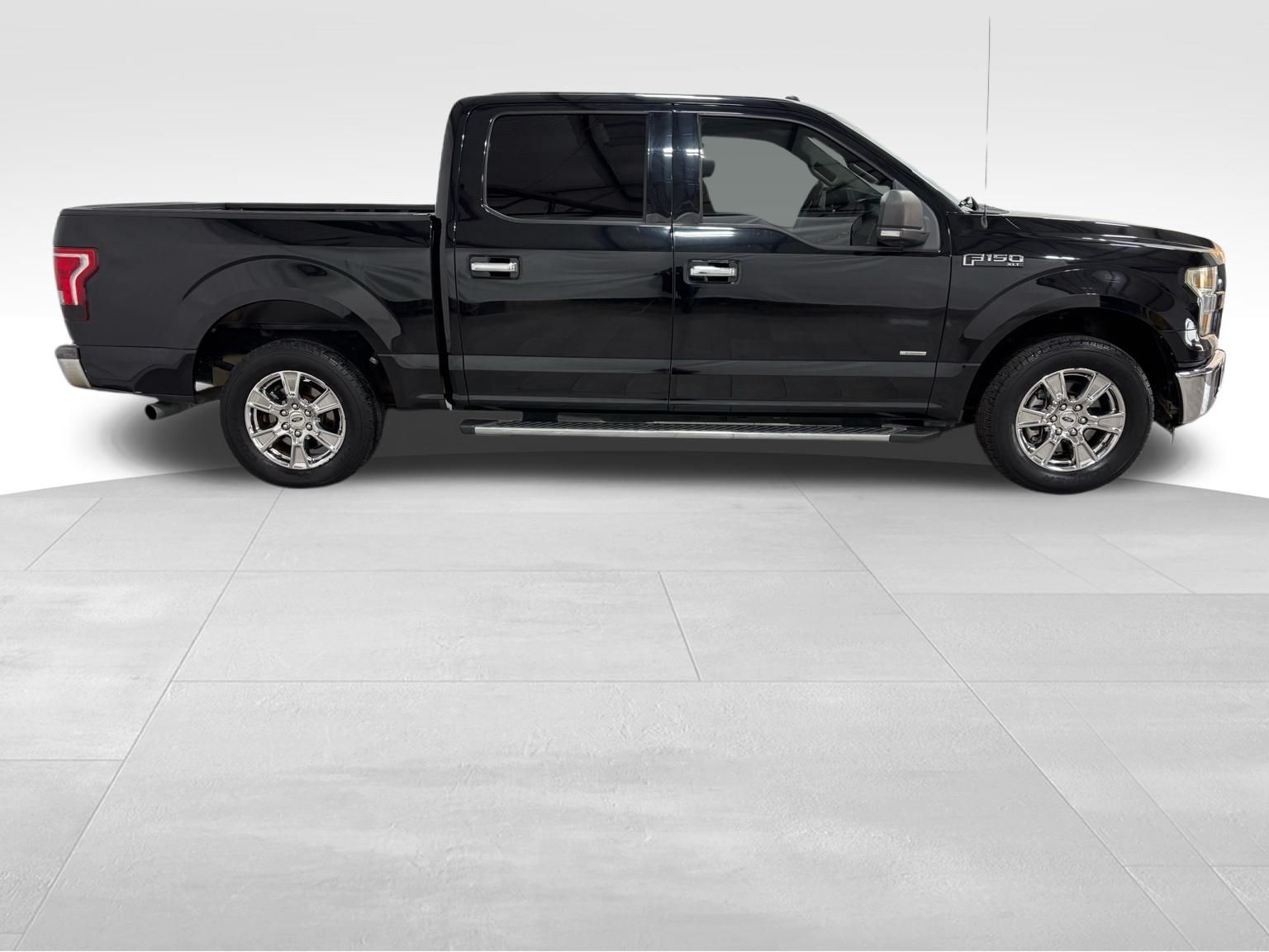 Used Car 2016 Ford F-150  Xlt For Sale Under $20,000 In Austin, Texas