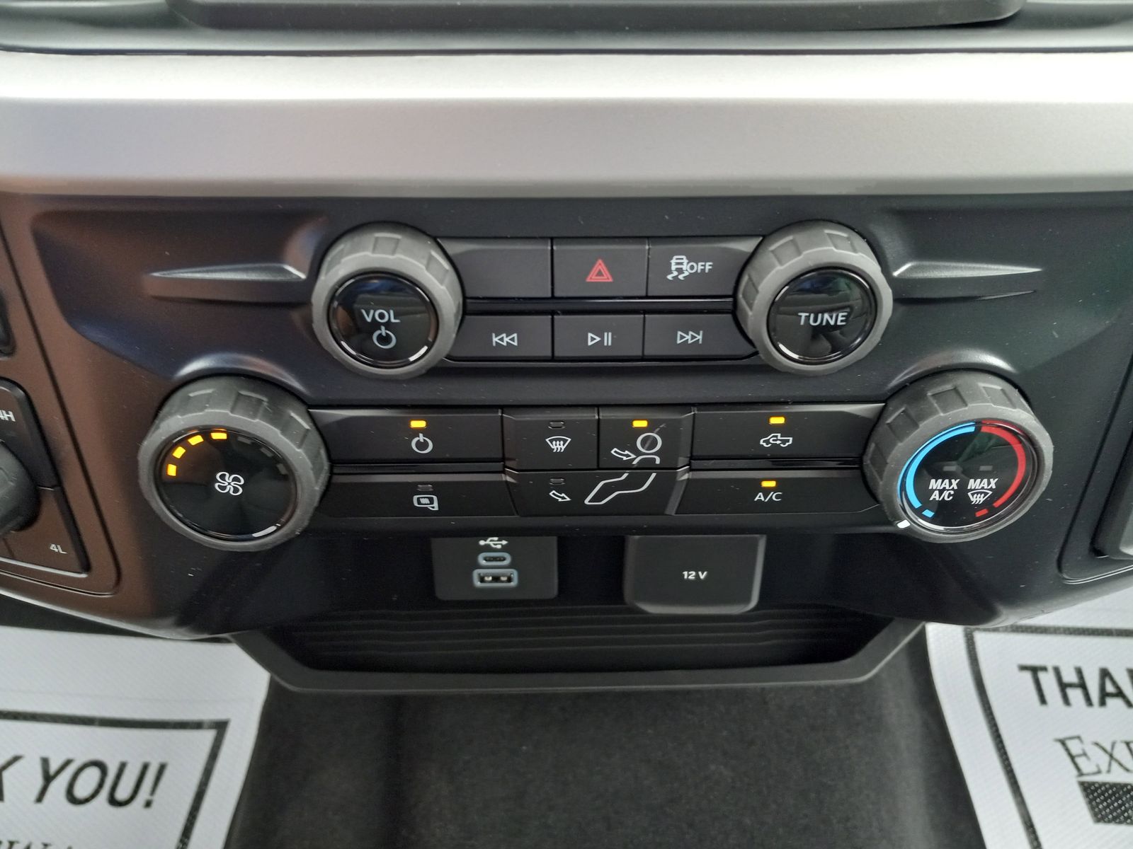 2026 Ford F-250SD image 22