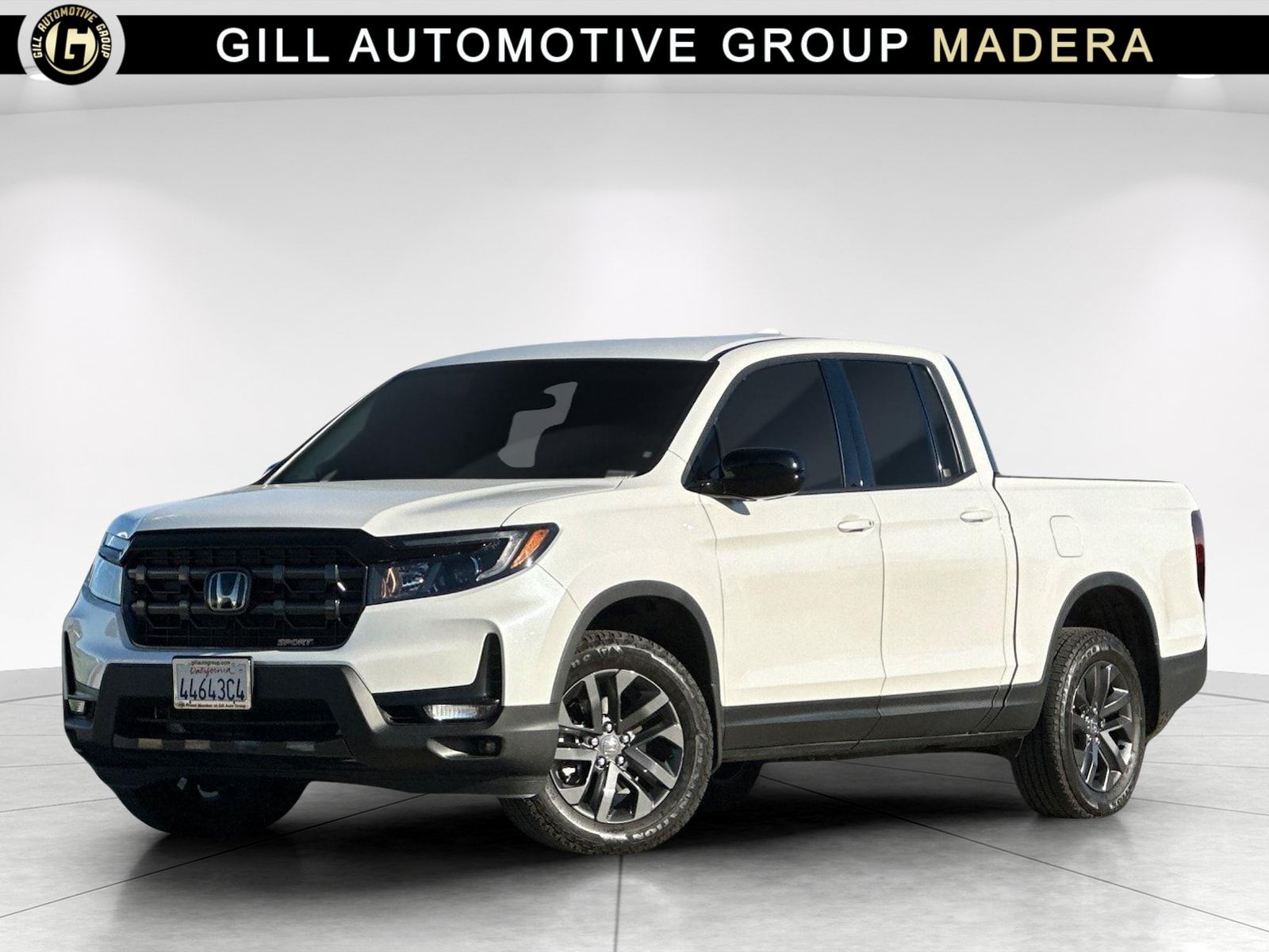 White 2024 Honda Ridgeline Sport AWD Pickup Truck All-Wheel Drive 9-Speed Automatic