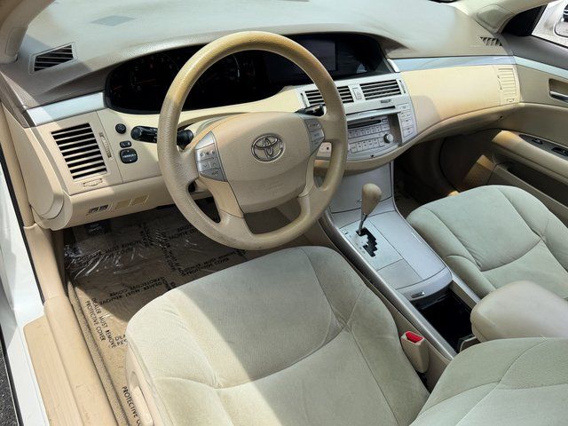 Used 2007 Blizzard Pearl Toyota XL image 32