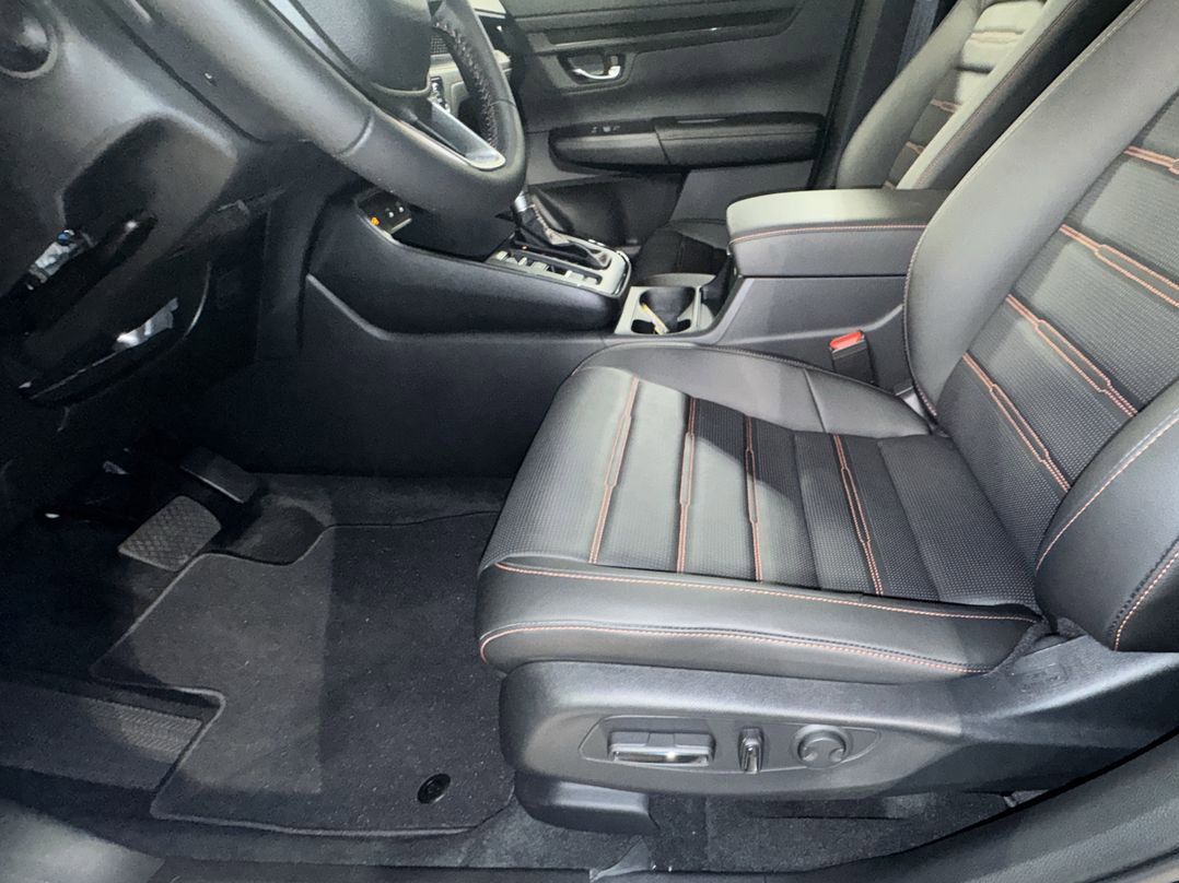 new 2026 Honda CR-V Hybrid car, priced at $41,675