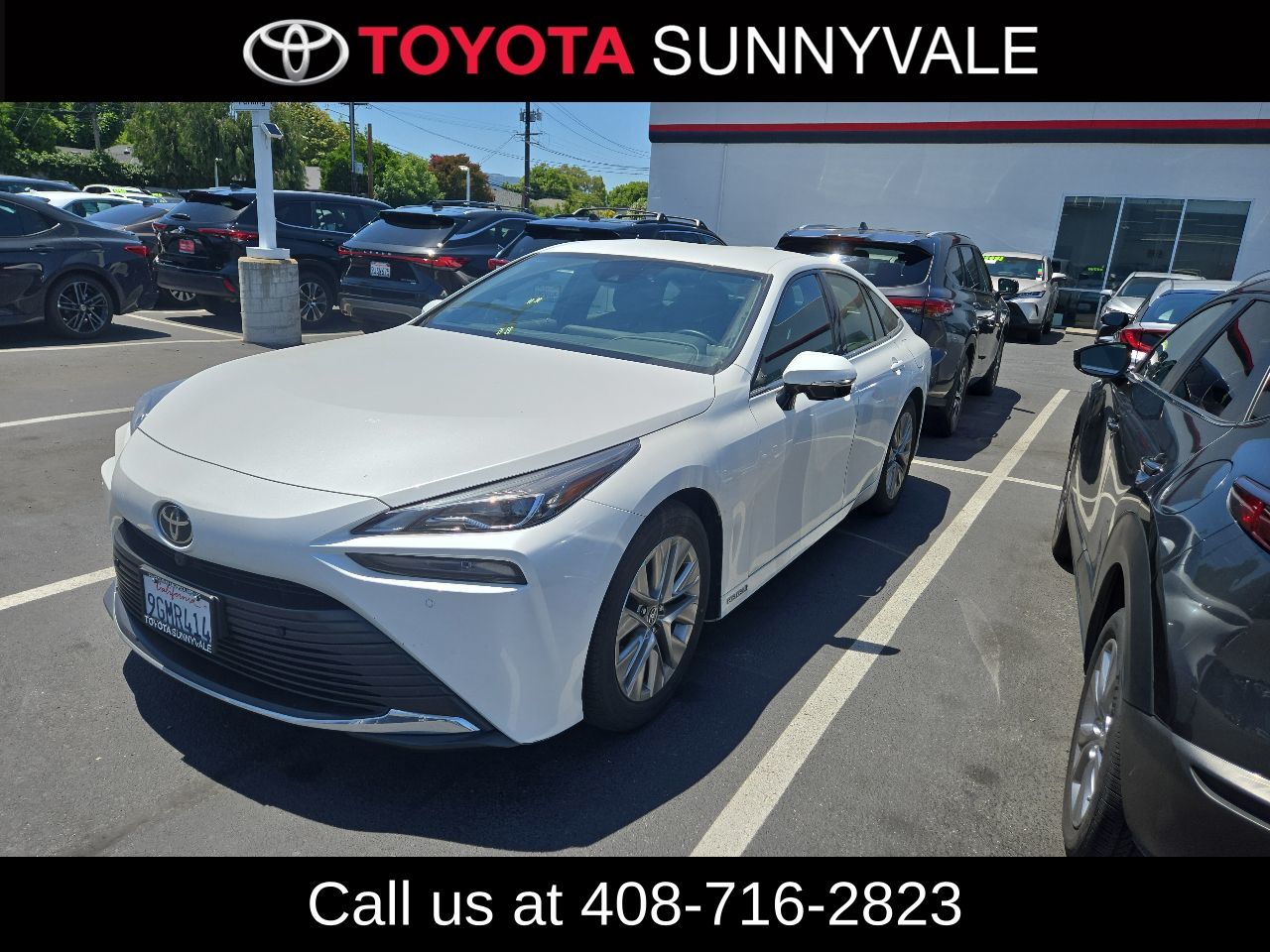 2023 Toyota Mirai XLE's photo