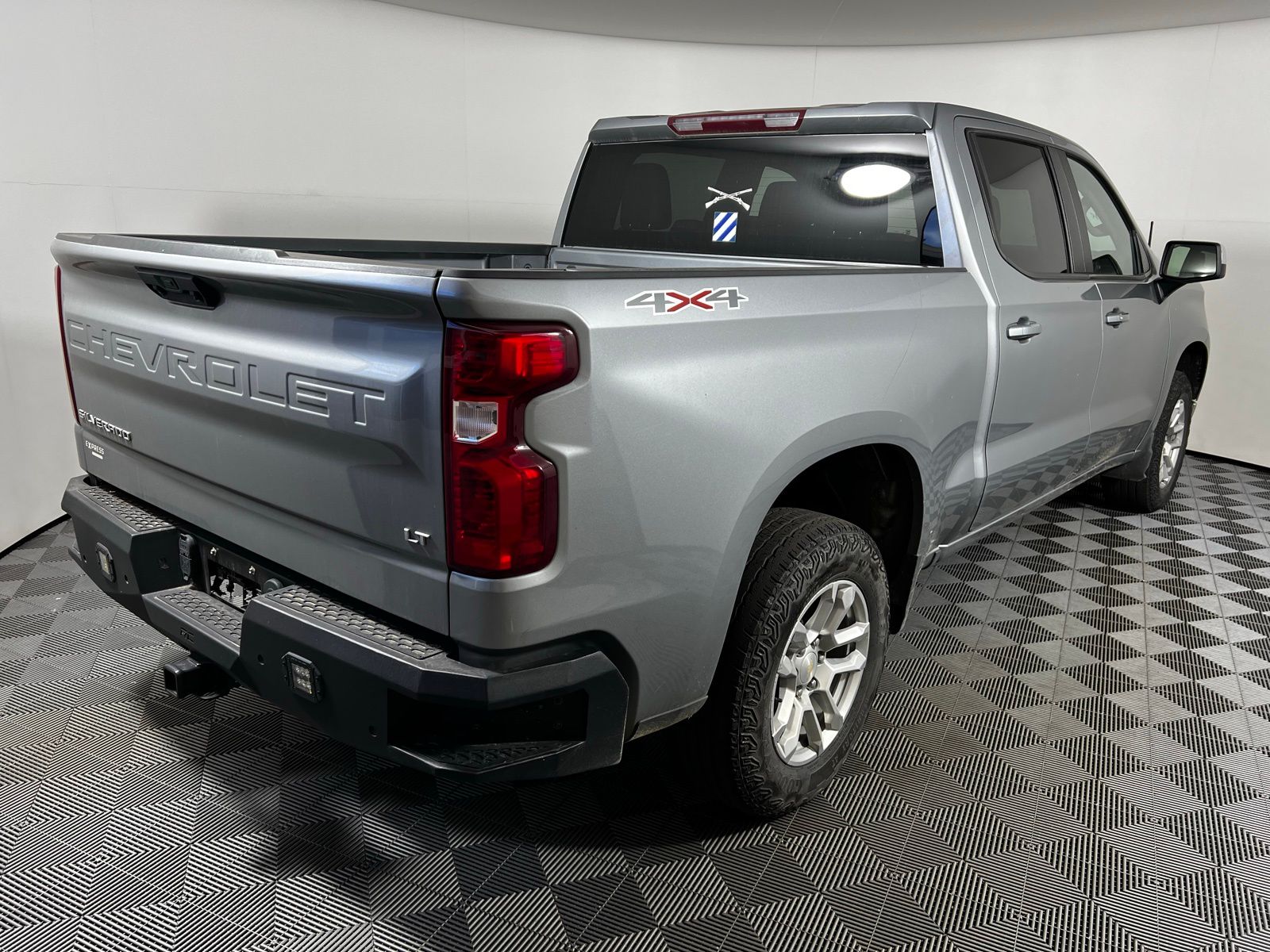 Thumbnail: 2023 Chevrolet Silverado 1500 - 4