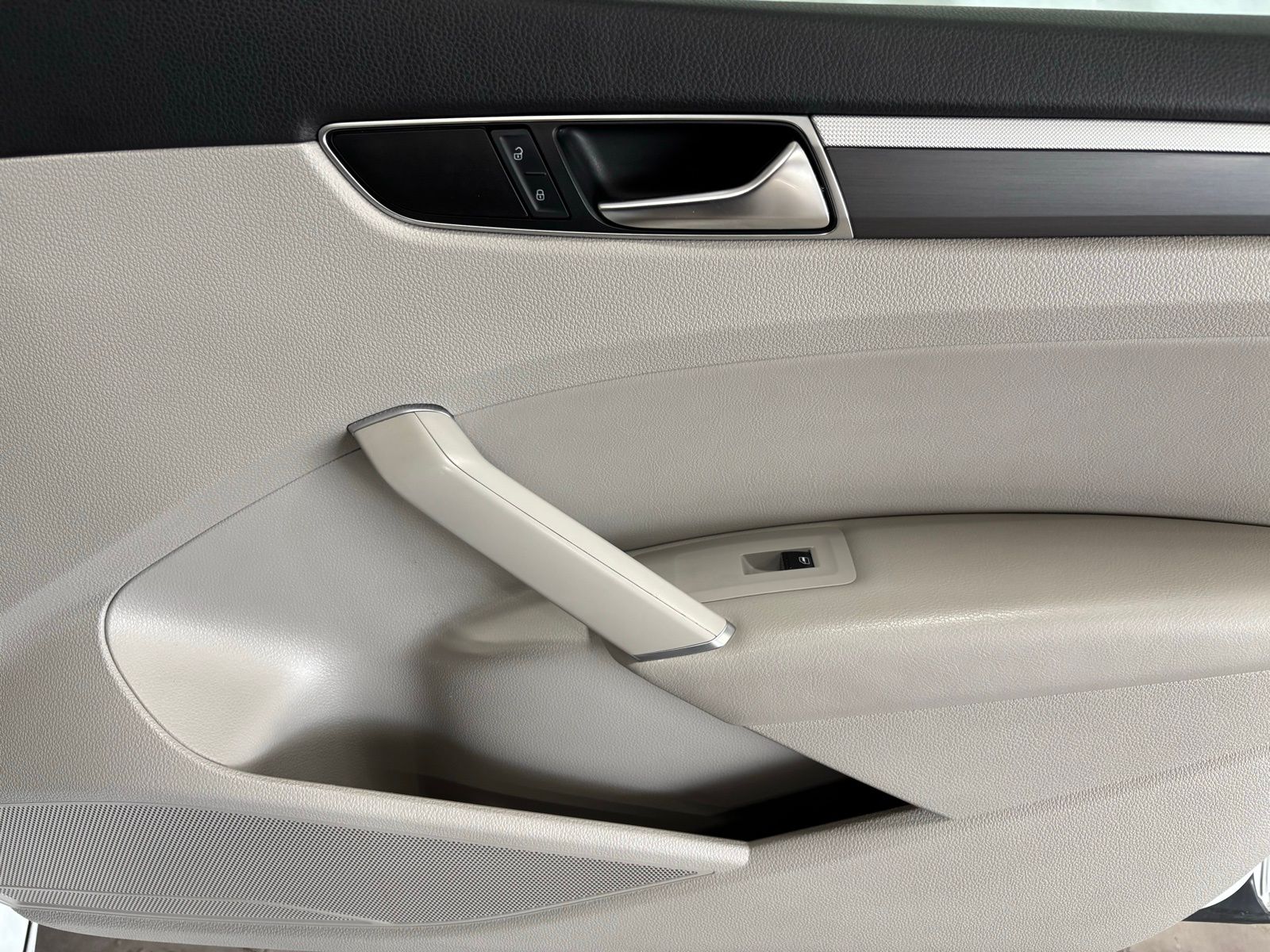 Used Car 2018 Volkswagen Passat  For Sale Under $15,000 In Austin, Texas