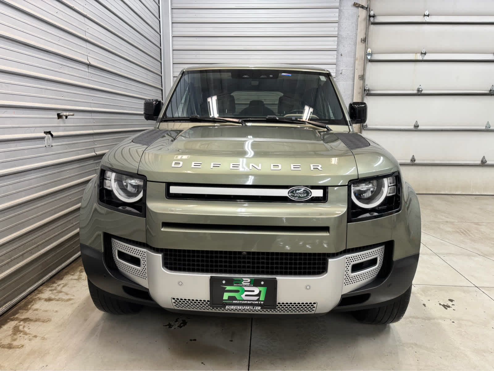 Photo 2 of 2022 Land Rover Defender 110 S