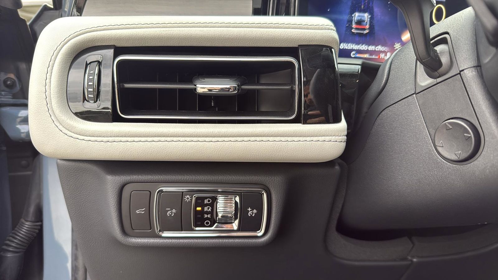 Used Car 2025 Lincoln Aviator  Reserve For Sale Under $70,000 In Austin, Texas