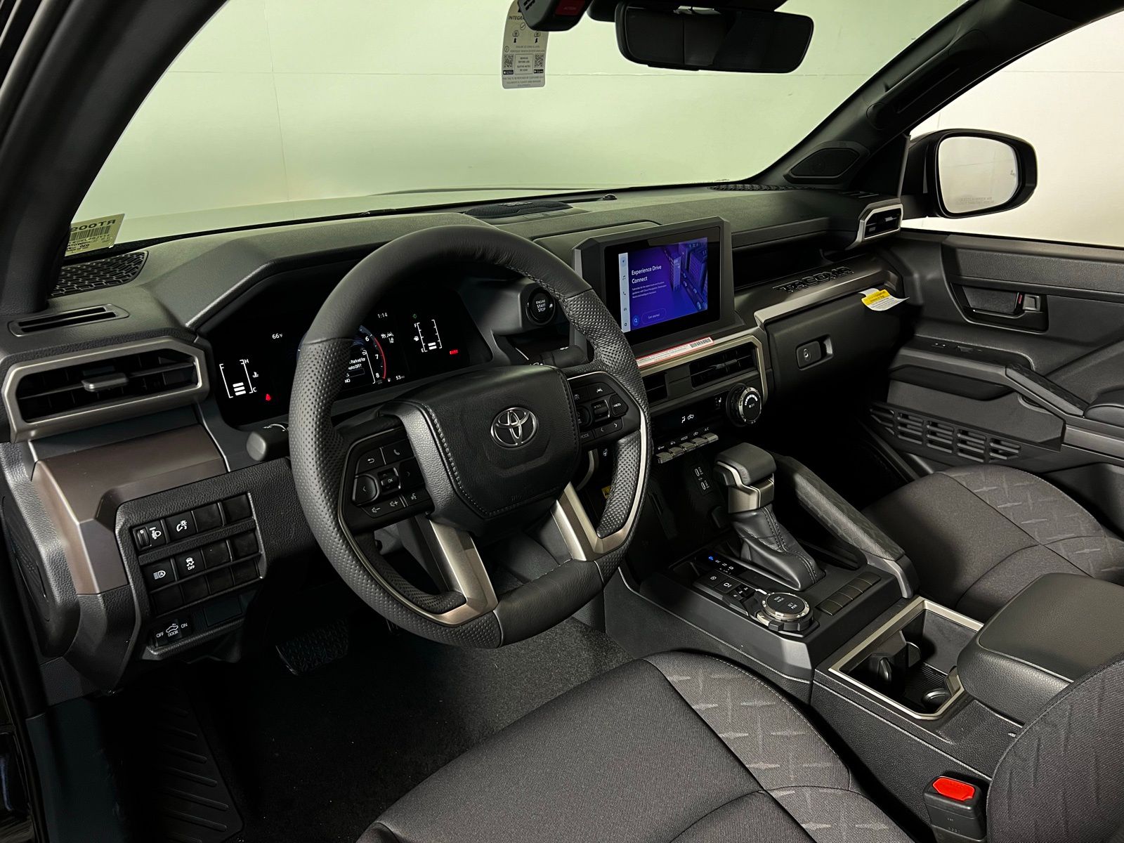 2025 Toyota Tacoma SR5 9