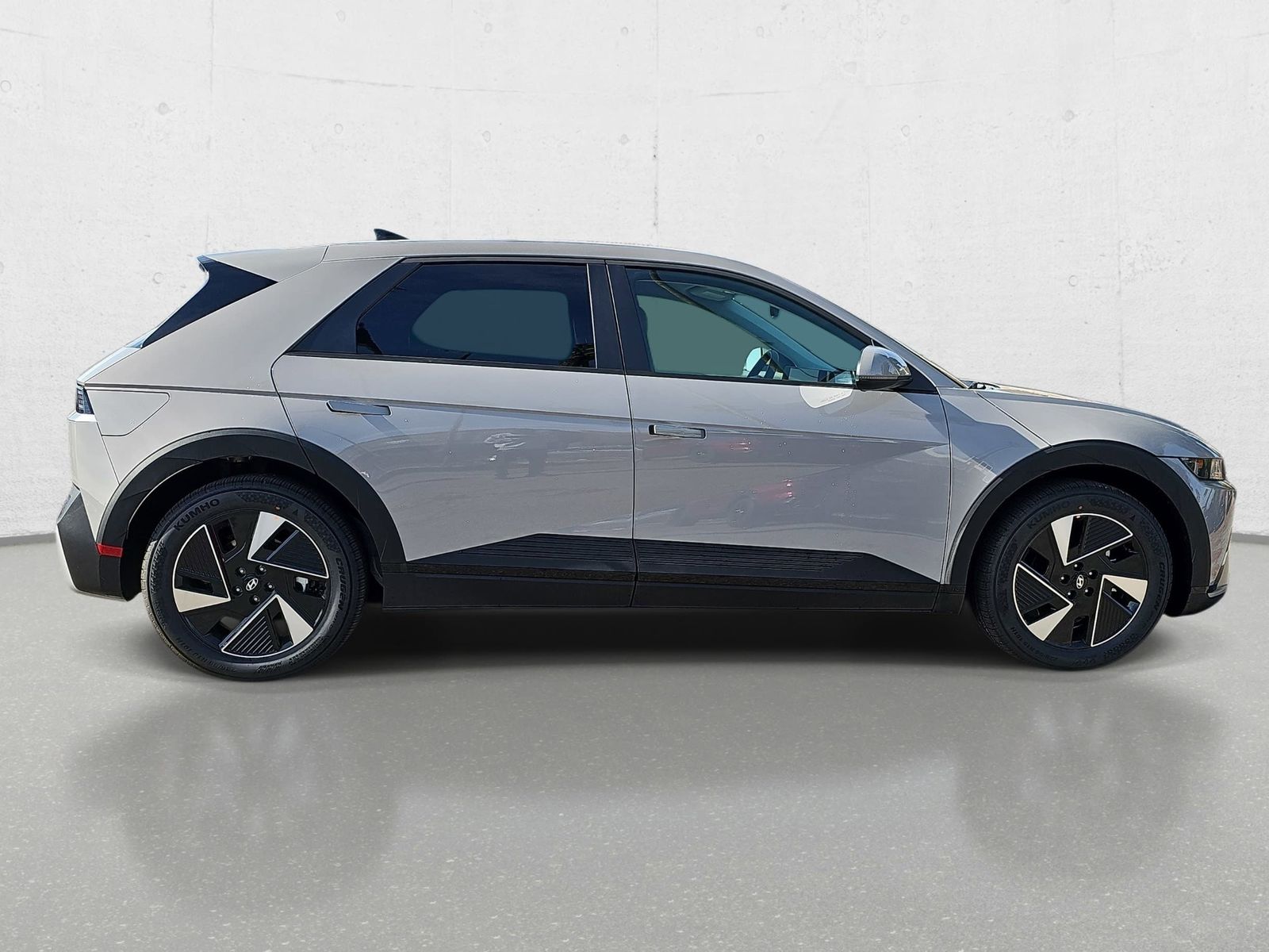 2026 Hyundai Ioniq 5 SEL RWD's photo