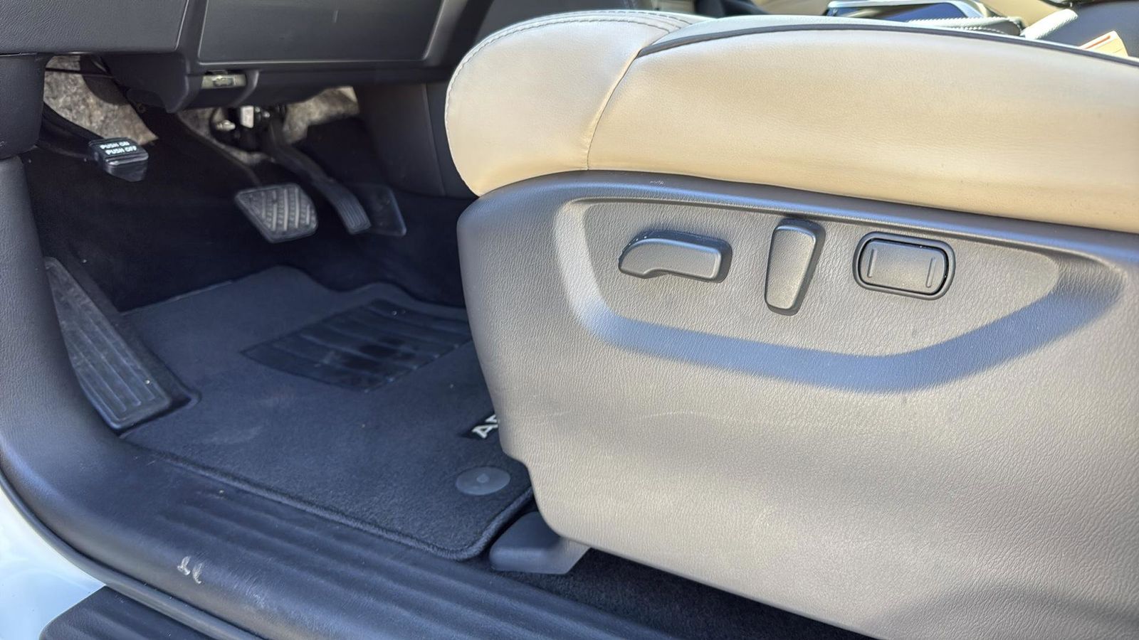 Used Car 2024 Nissan Armada  Sv For Sale Under $40,000 In Austin, Texas