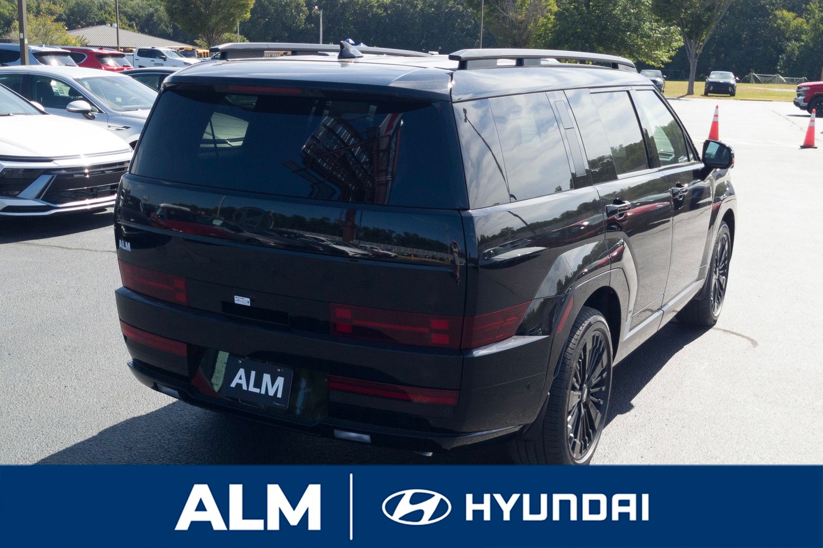 2026 Hyundai Santa Fe Calligraphy photo 2