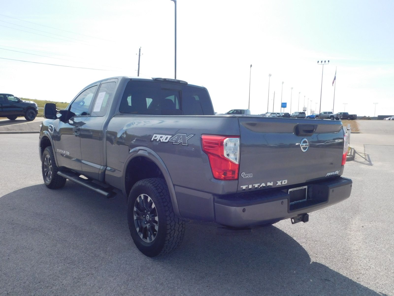 2018 Nissan Titan XD PRO-4X 6