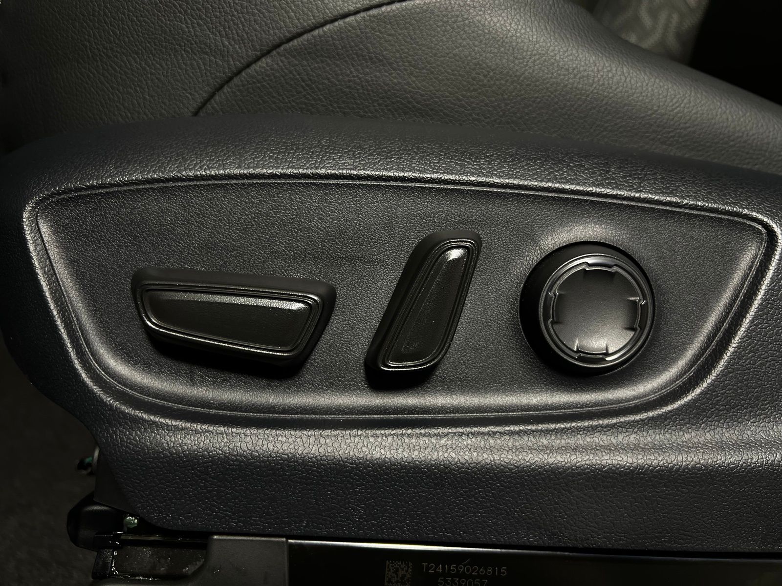 2025 Toyota Tacoma Limited 11
