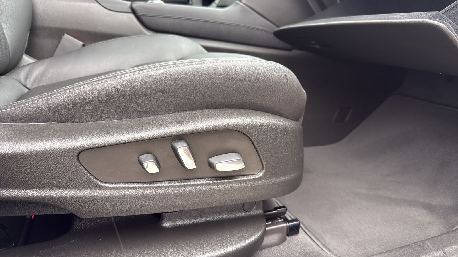 Used Car 2023 Cadillac Xt6  Premium Luxury For Sale Under $40,000 In Austin, Texas