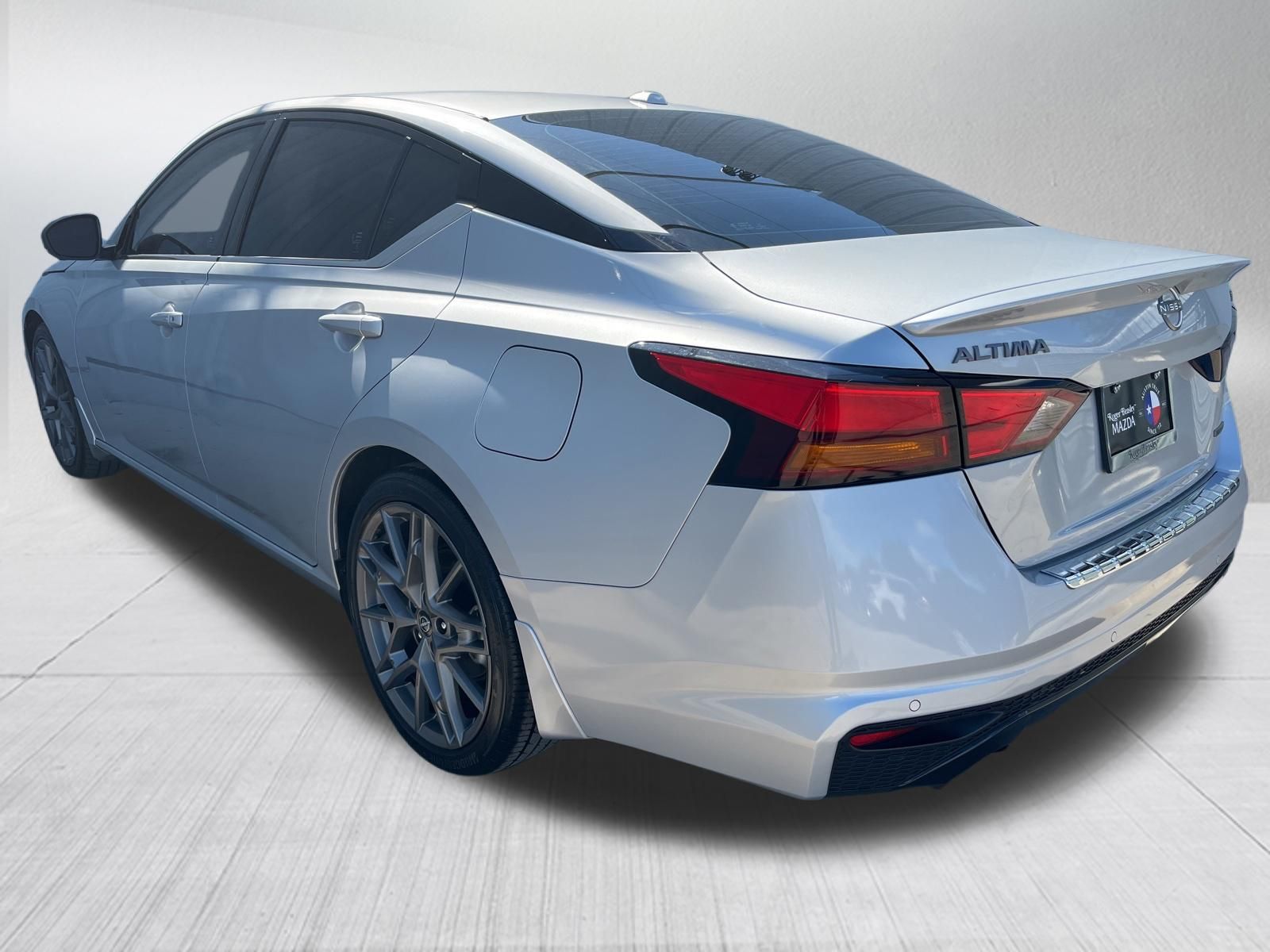 Used Car 2023 Nissan Altima  2.0 Sr For Sale Under $25,000 In Austin, Texas