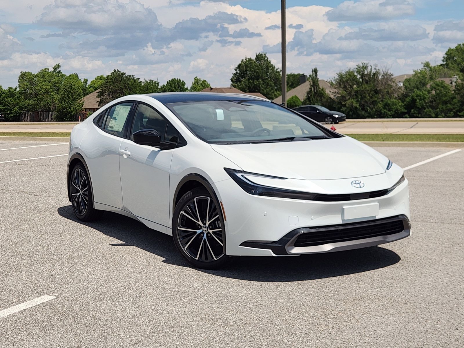 White (Wind Chill Pearl) 2026 Toyota Prius XLE FWD Hatchback Front-Wheel Drive Continuously Variable Transmission