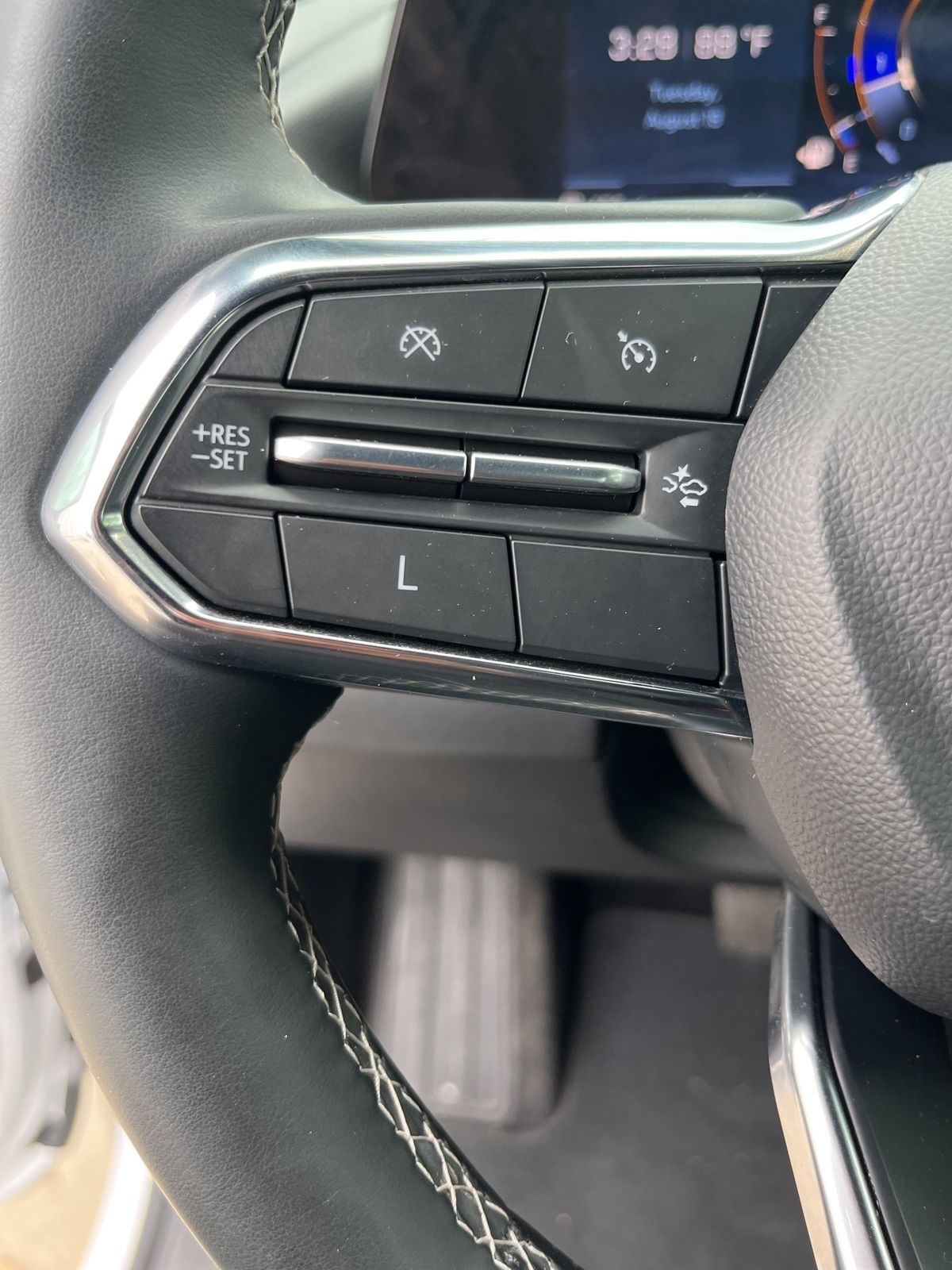 Used Car 2025 Chevrolet Traverse  Utility Awd 4dr Z71 All Wheel Drive For Sale Under $50,000 In Austin, Texas