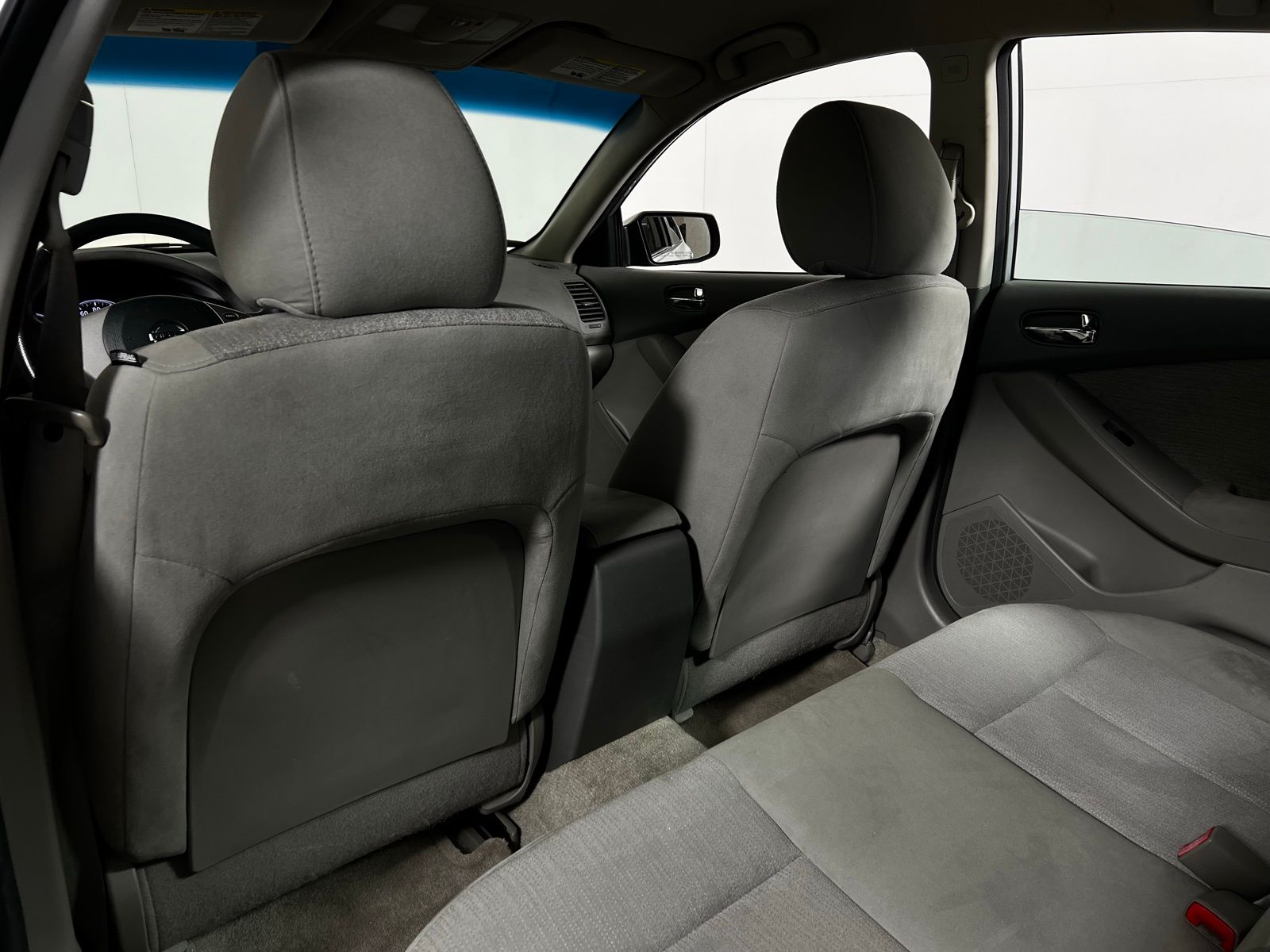 Thumbnail: 2011 Nissan Altima - 14