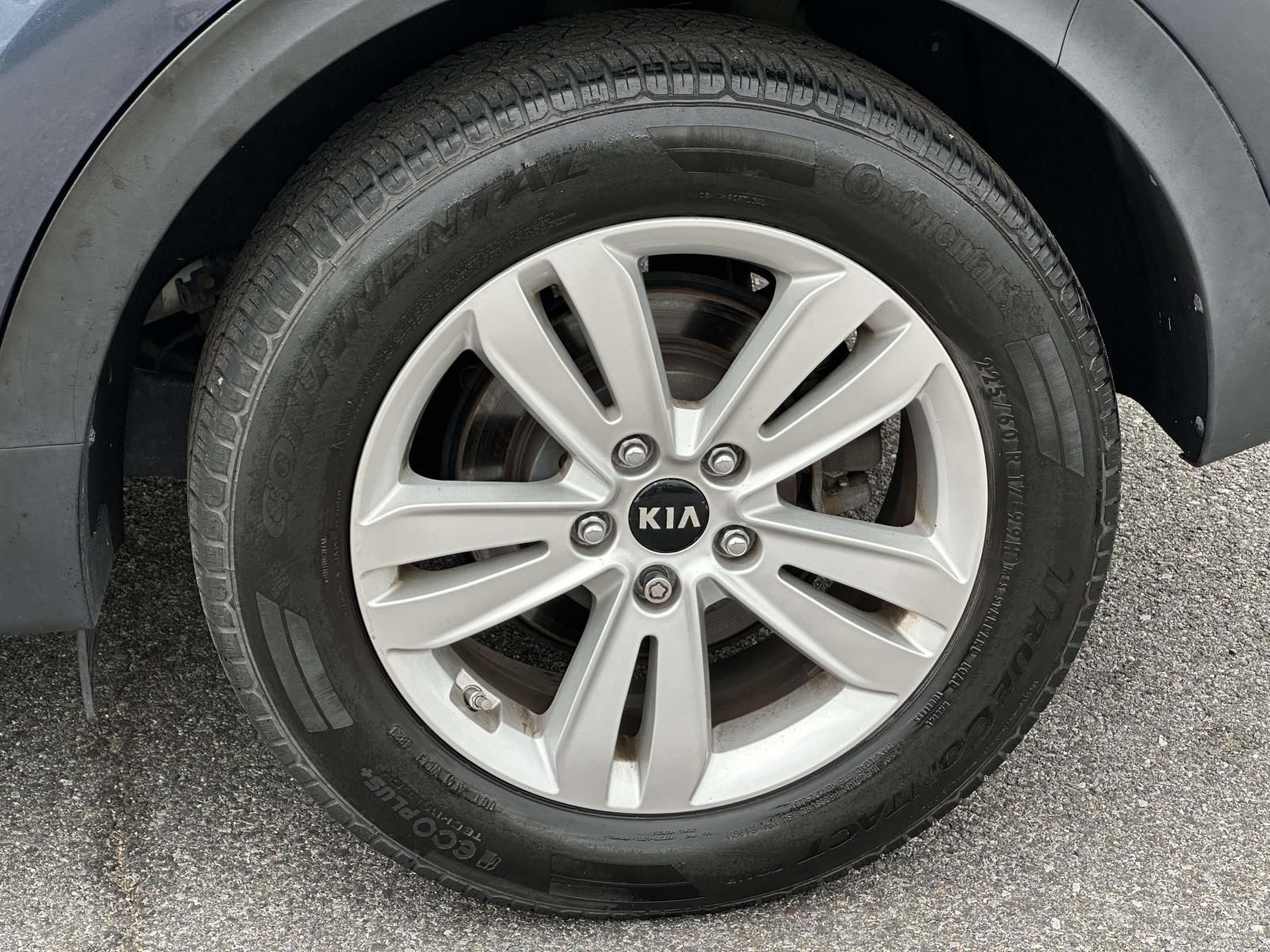 Used 2017 Blue Kia LX image 25