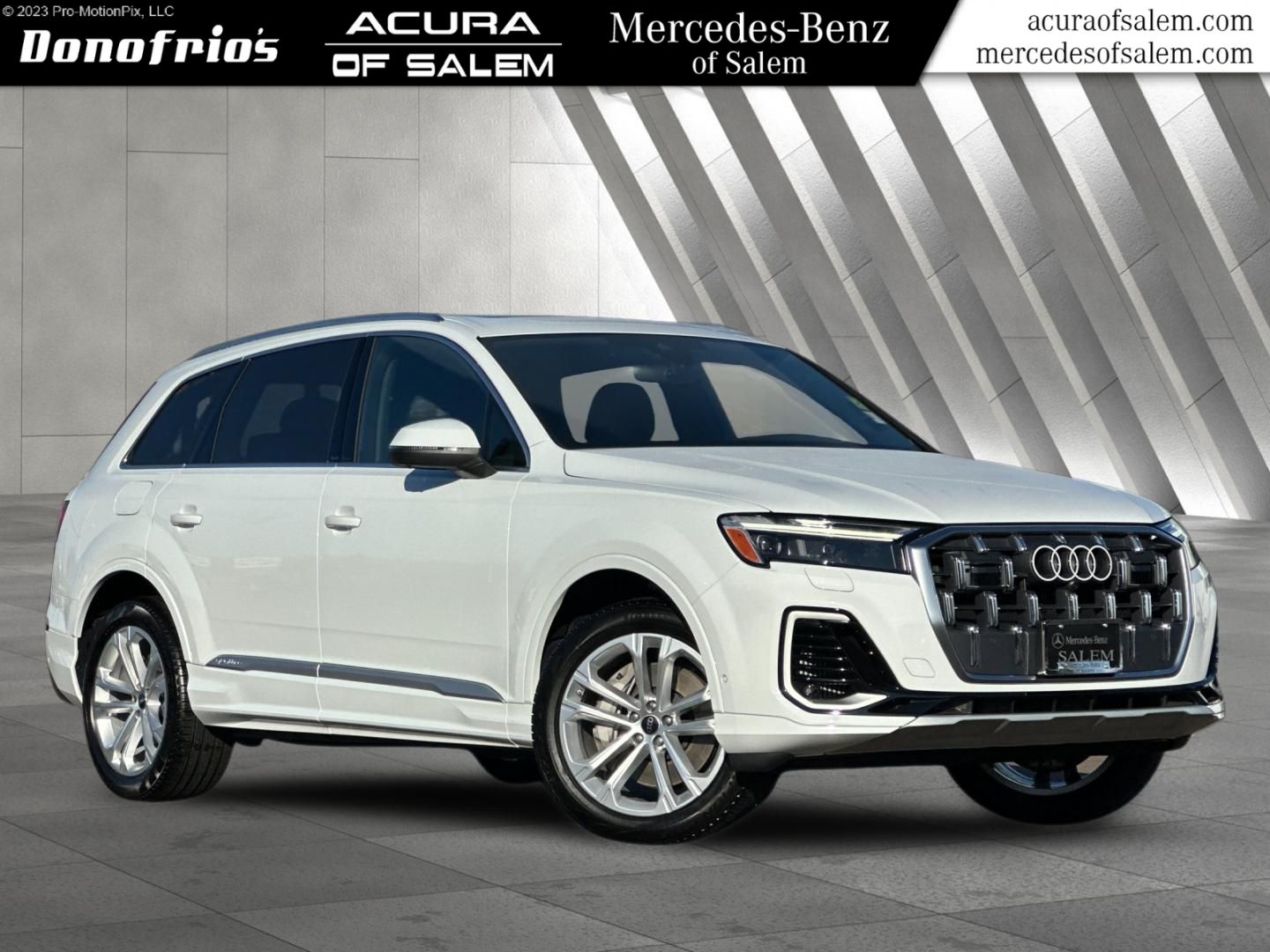 used 2025 Audi Q7 car, priced at $52,998