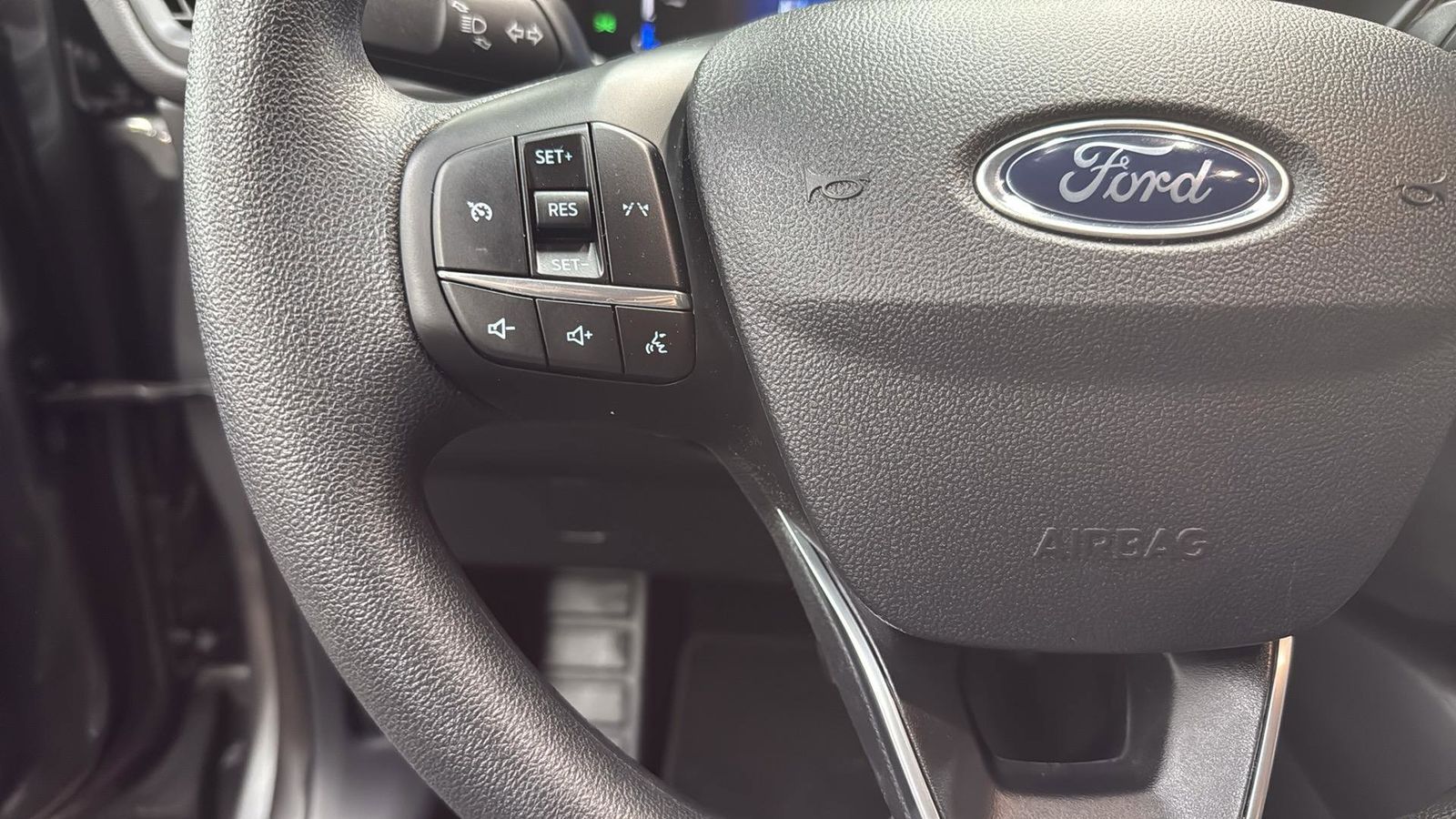 Used Car 2025 Ford Escape  Active For Sale Under $30,000 In Austin, Texas