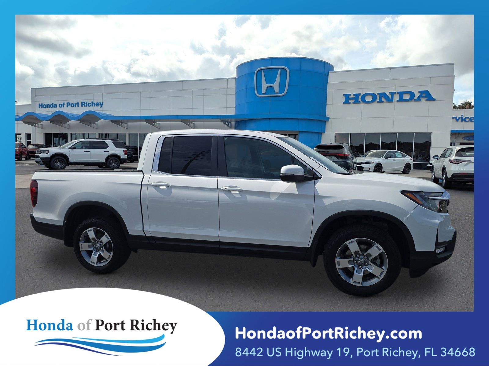 Platinum White Pearl 2025 Honda Ridgeline RTL AWD Pickup Truck All-Wheel Drive 9-Speed Automatic