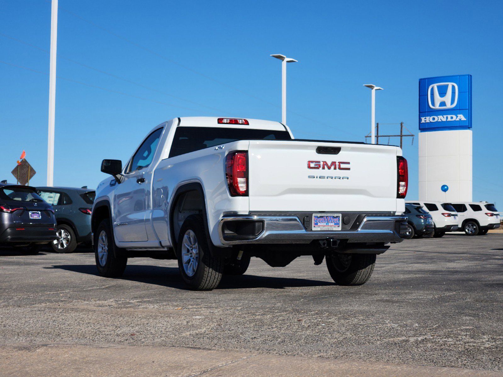 2025 GMC Sierra 1500 Pro 4